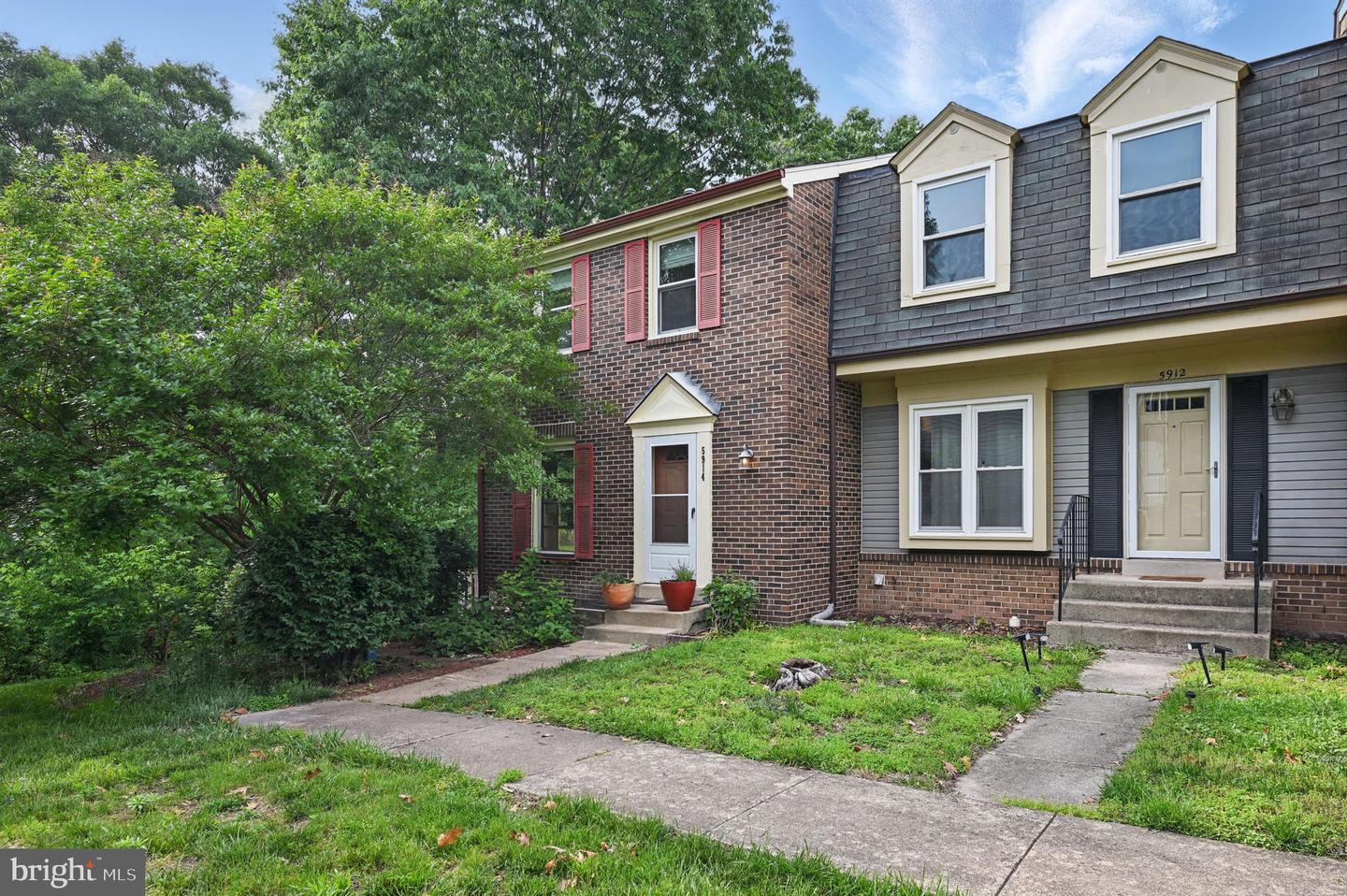 5914 GRISBY HOUSE CT, CENTREVILLE, Virginia 20120, 3 Bedrooms Bedrooms, ,2 BathroomsBathrooms,Residential,For sale,5914 GRISBY HOUSE CT,VAFX2229860 MLS # VAFX2229860