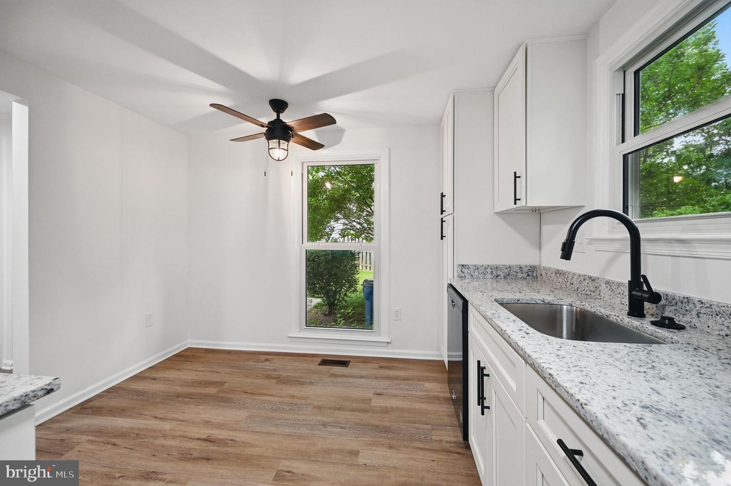 5914 GRISBY HOUSE CT, CENTREVILLE, Virginia 20120, 3 Bedrooms Bedrooms, ,2 BathroomsBathrooms,Residential,For sale,5914 GRISBY HOUSE CT,VAFX2229860 MLS # VAFX2229860