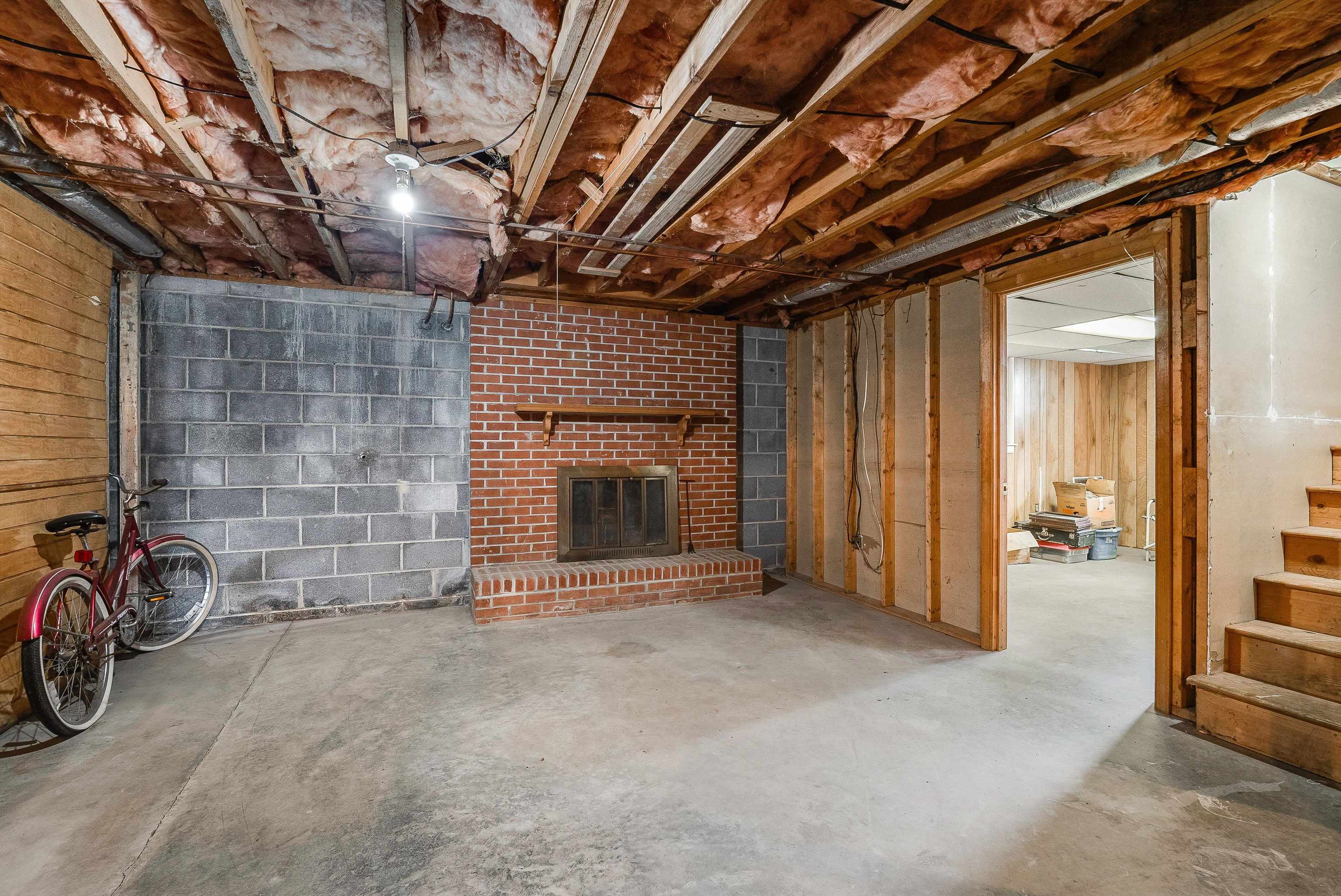 816 TODD RD, MOUNT SIDNEY, Virginia 24467, 3 Bedrooms Bedrooms, ,2 BathroomsBathrooms,Residential,26C-(1)-3 5.03 ROBERT L & ALTON C MAXWELL LAND,816 TODD RD,664790 MLS # 664790