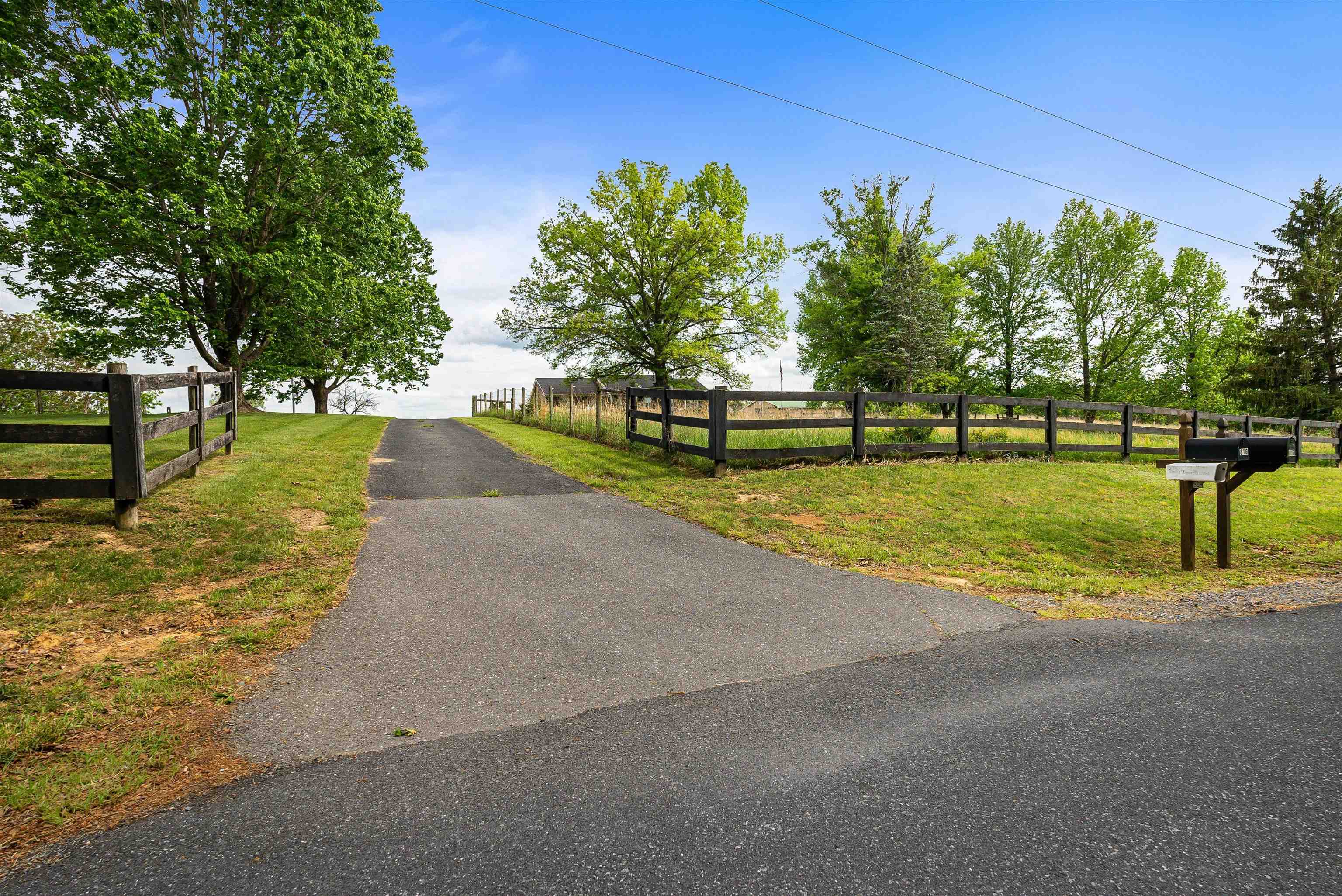816 TODD RD, MOUNT SIDNEY, Virginia 24467, 3 Bedrooms Bedrooms, ,2 BathroomsBathrooms,Residential,26C-(1)-3 5.03 ROBERT L & ALTON C MAXWELL LAND,816 TODD RD,664790 MLS # 664790