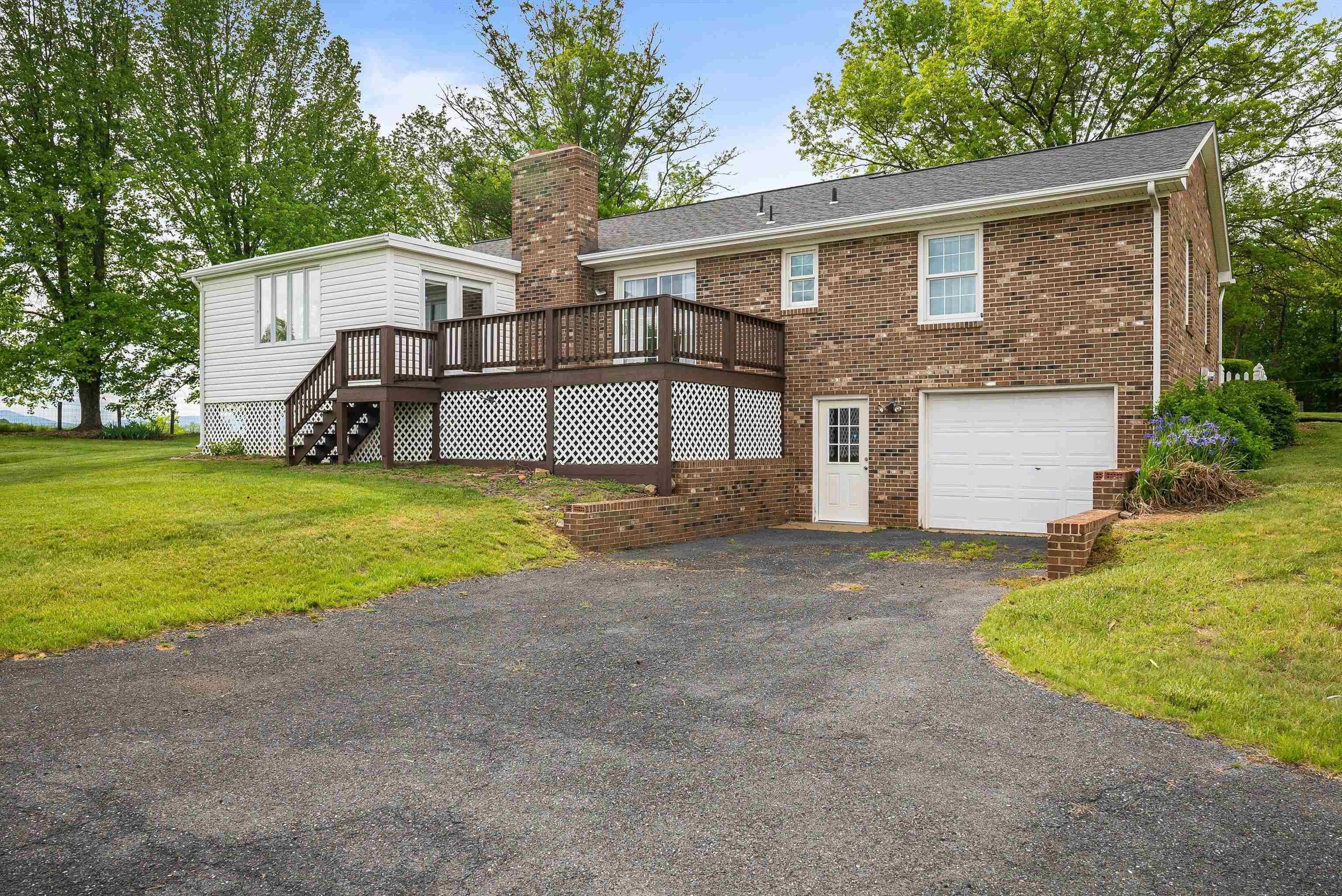 816 TODD RD, MOUNT SIDNEY, Virginia 24467, 3 Bedrooms Bedrooms, ,2 BathroomsBathrooms,Residential,26C-(1)-3 5.03 ROBERT L & ALTON C MAXWELL LAND,816 TODD RD,664790 MLS # 664790