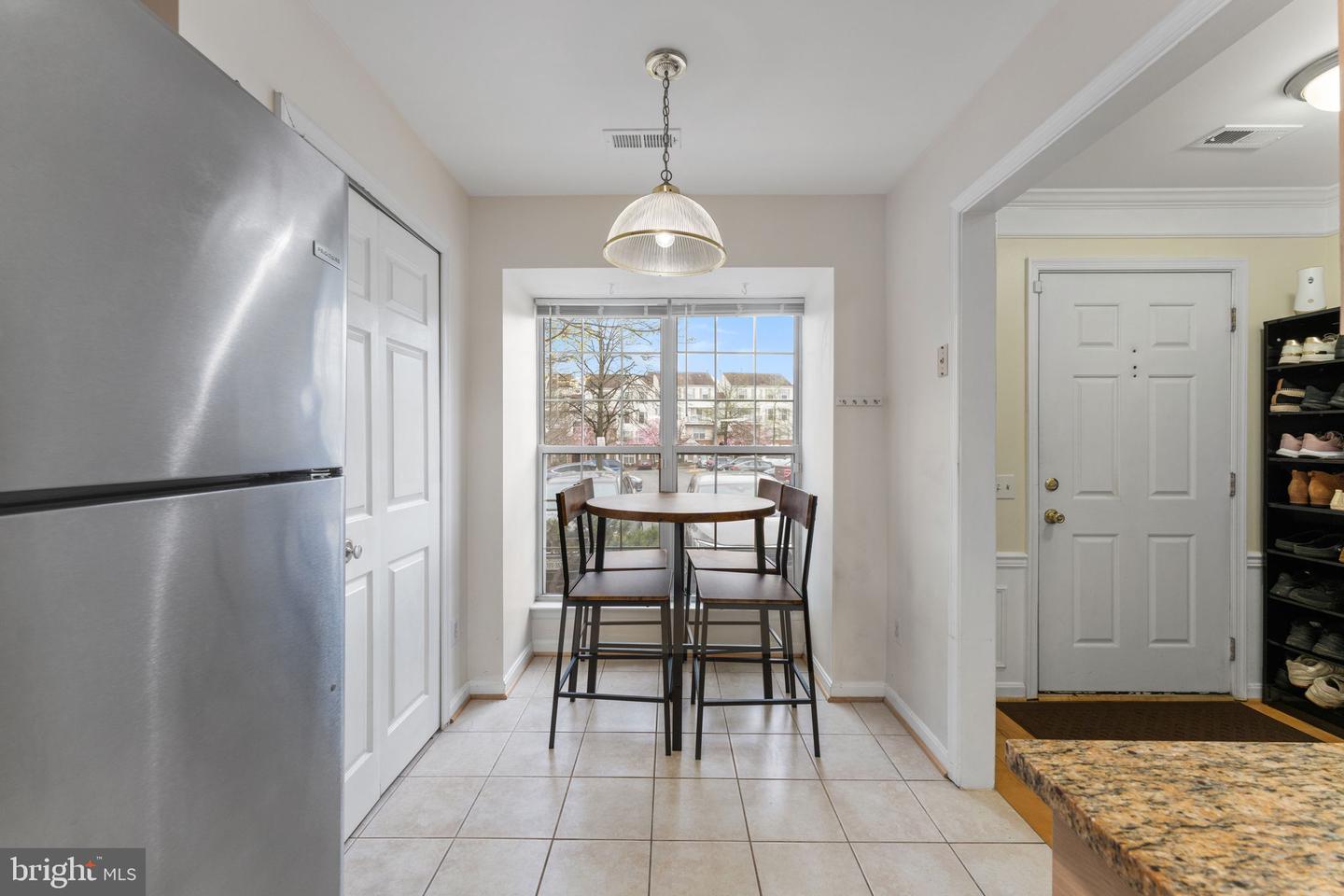 46930 COURTYARD SQ, STERLING, Virginia 20164, 2 Bedrooms Bedrooms, ,2 BathroomsBathrooms,Residential,For sale,46930 COURTYARD SQ,VALO2092984 MLS # VALO2092984