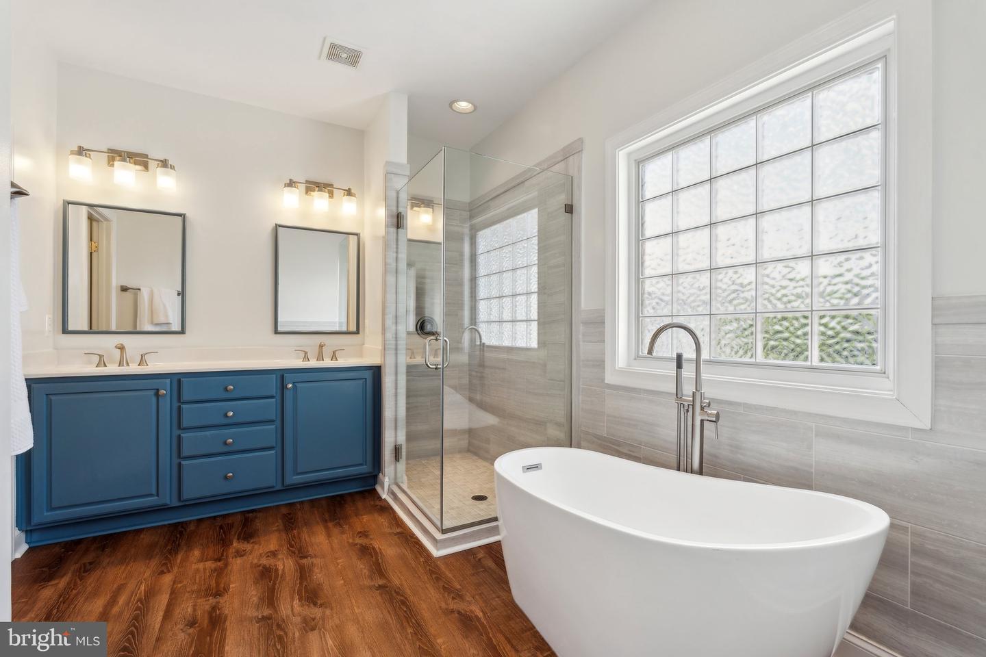 22634 TIVOLI LN, ASHBURN, Virginia 20148, 5 Bedrooms Bedrooms, ,3 BathroomsBathrooms,Residential,For sale,22634 TIVOLI LN,VALO2093246 MLS # VALO2093246