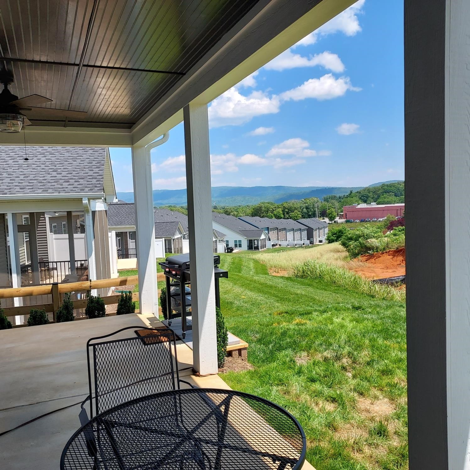 237 RIDGELINE DR, WAYNESBORO, Virginia 22980, 3 Bedrooms Bedrooms, ,2 BathroomsBathrooms,Residential,237 RIDGELINE DR,664801 MLS # 664801