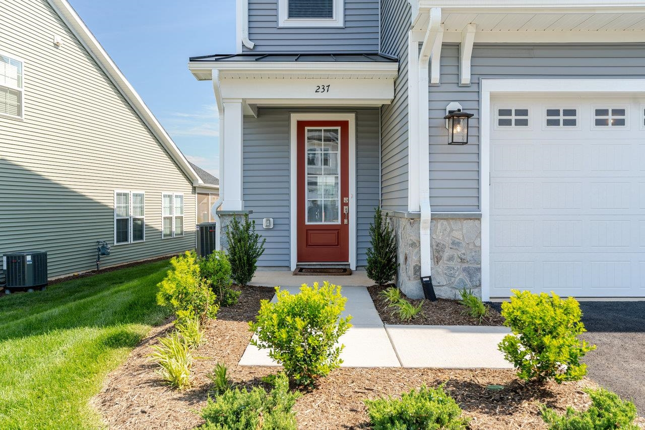 237 RIDGELINE DR, WAYNESBORO, Virginia 22980, 3 Bedrooms Bedrooms, ,2 BathroomsBathrooms,Residential,237 RIDGELINE DR,664801 MLS # 664801