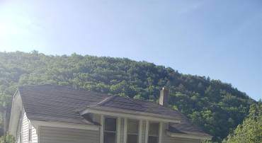 5482 JACKSON RIVER TPKE, HOT SPRINGS, Virginia 24445, 4 Bedrooms Bedrooms, ,2 BathroomsBathrooms,Residential,Gray House,5482 JACKSON RIVER TPKE,664812 MLS # 664812