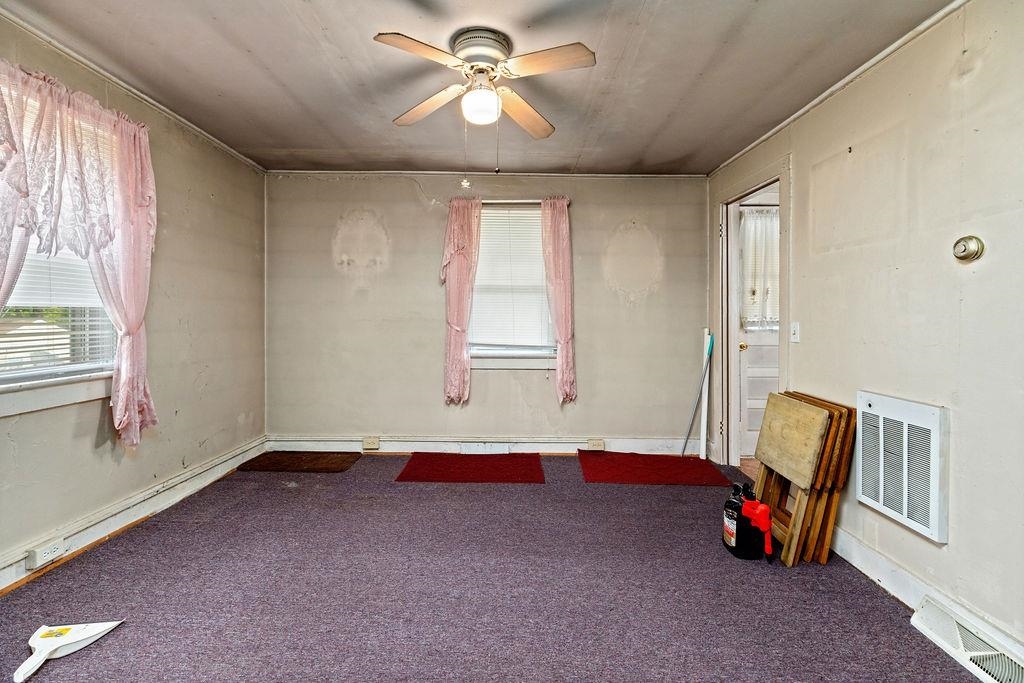 267 SHILOH AVE, WAYNESBORO, Virginia 22980, 2 Bedrooms Bedrooms, ,1 BathroomBathrooms,Residential,267 SHILOH AVE,664816 MLS # 664816