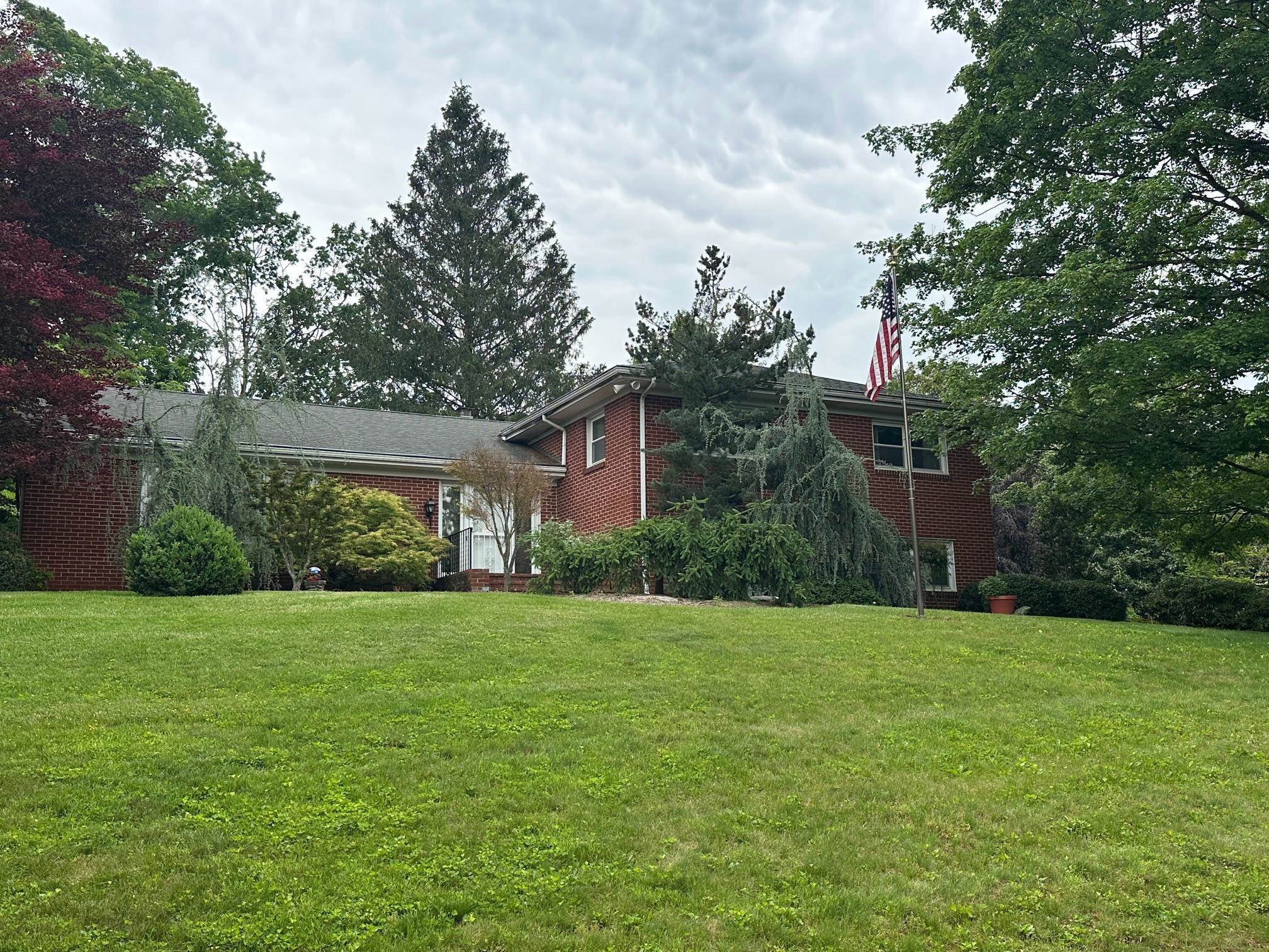 188 MIDDLEBROOK RD, STAUNTON, Virginia 24401, 3 Bedrooms Bedrooms, ,3 BathroomsBathrooms,Residential,Classic Mid-Century 4-level split on 11.3 acres, w,188 MIDDLEBROOK RD,664822 MLS # 664822