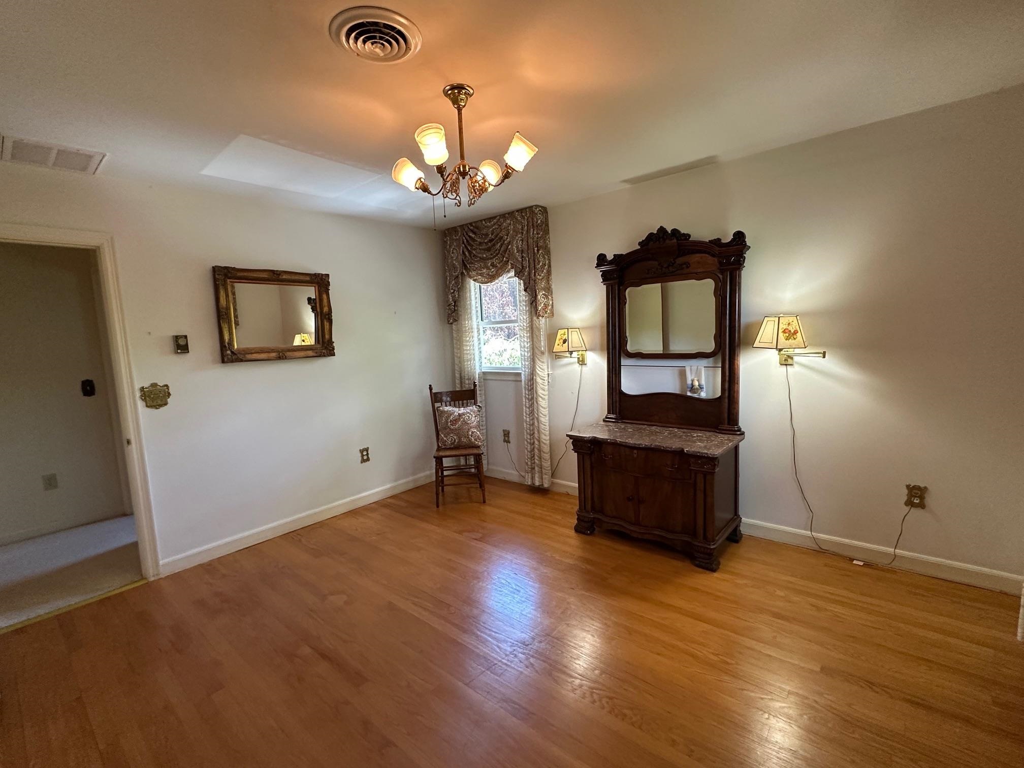 188 MIDDLEBROOK RD, STAUNTON, Virginia 24401, 3 Bedrooms Bedrooms, ,3 BathroomsBathrooms,Residential,Classic Mid-Century 4-level split on 11.3 acres, w,188 MIDDLEBROOK RD,664822 MLS # 664822
