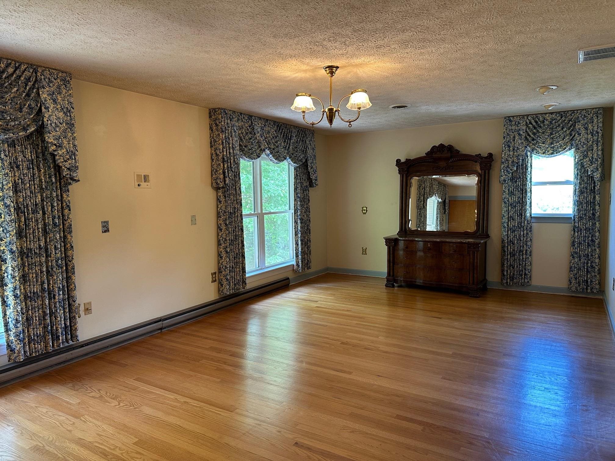 188 MIDDLEBROOK RD, STAUNTON, Virginia 24401, 3 Bedrooms Bedrooms, ,3 BathroomsBathrooms,Residential,Classic Mid-Century 4-level split on 11.3 acres, w,188 MIDDLEBROOK RD,664822 MLS # 664822