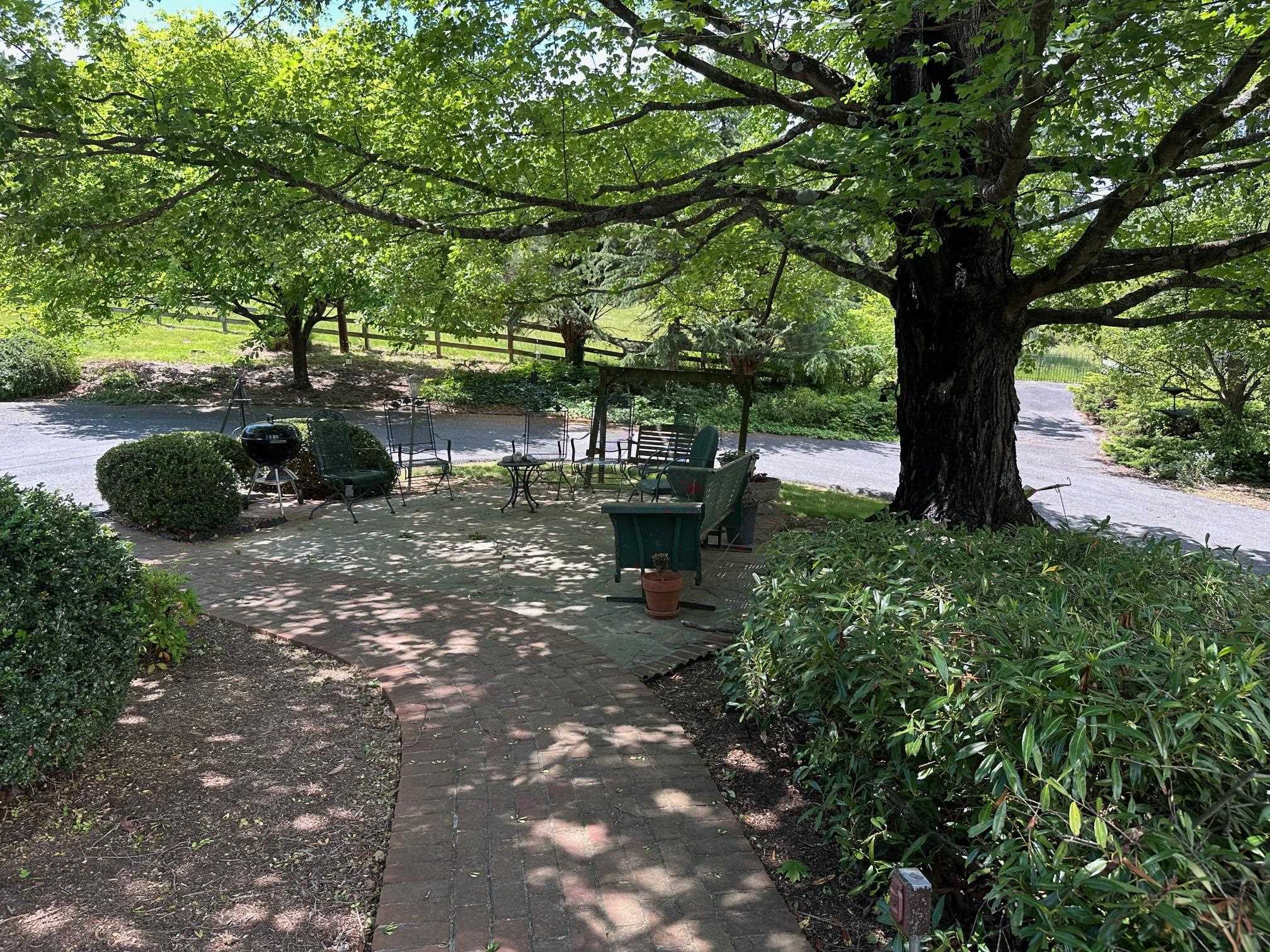 188 MIDDLEBROOK RD, STAUNTON, Virginia 24401, 3 Bedrooms Bedrooms, ,3 BathroomsBathrooms,Residential,Classic Mid-Century 4-level split on 11.3 acres, w,188 MIDDLEBROOK RD,664822 MLS # 664822