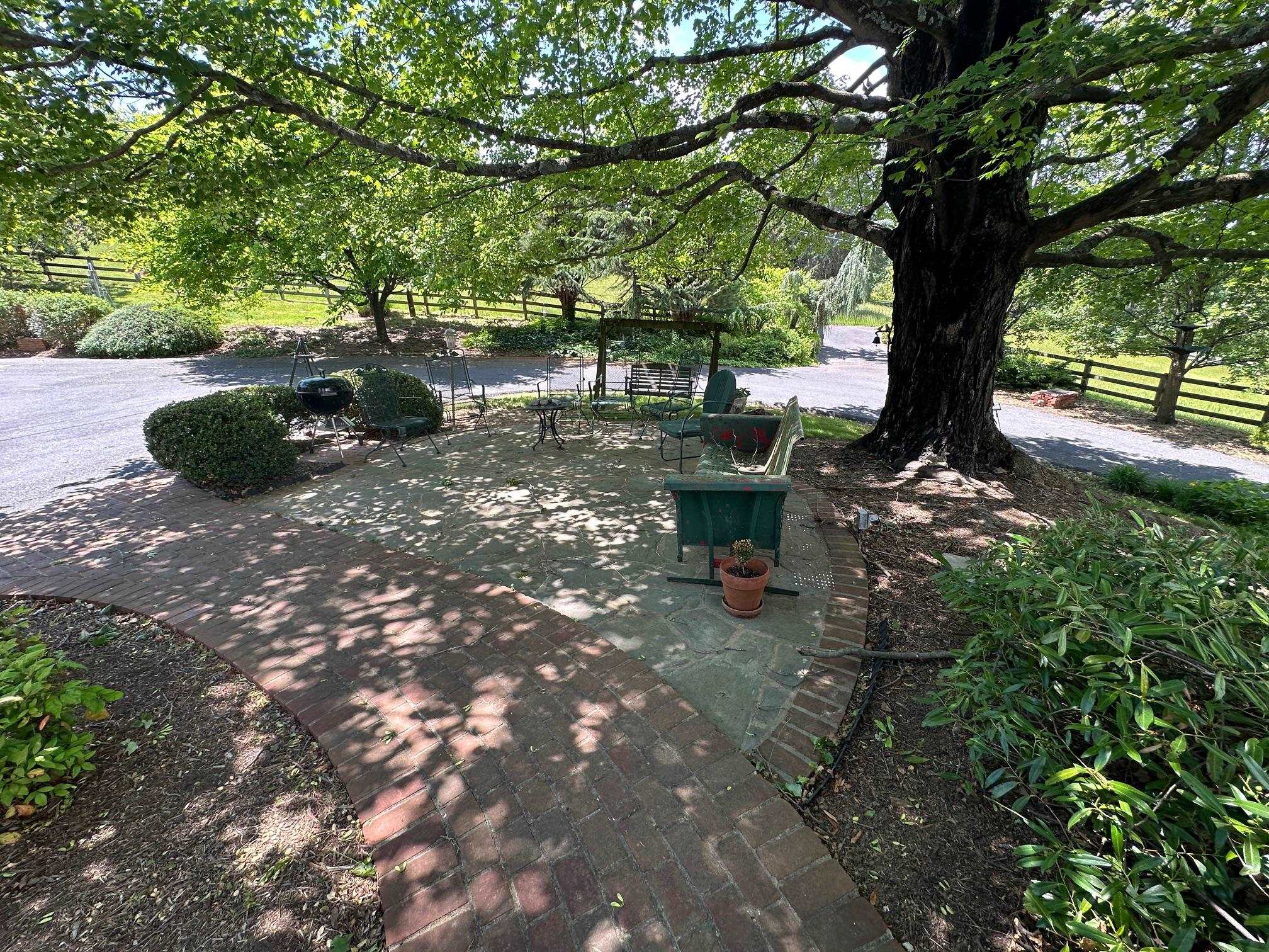 188 MIDDLEBROOK RD, STAUNTON, Virginia 24401, 3 Bedrooms Bedrooms, ,3 BathroomsBathrooms,Residential,Classic Mid-Century 4-level split on 11.3 acres, w,188 MIDDLEBROOK RD,664822 MLS # 664822