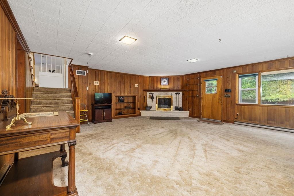 188 MIDDLEBROOK RD, STAUNTON, Virginia 24401, 3 Bedrooms Bedrooms, ,3 BathroomsBathrooms,Residential,Classic Mid-Century 4-level split on 11.3 acres, w,188 MIDDLEBROOK RD,664822 MLS # 664822