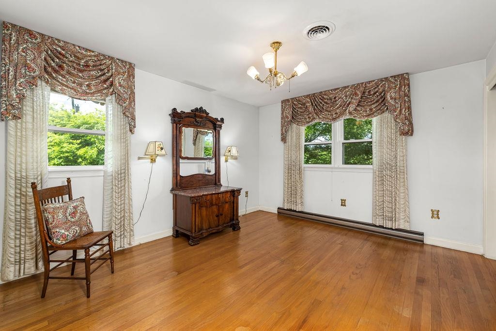 188 MIDDLEBROOK RD, STAUNTON, Virginia 24401, 3 Bedrooms Bedrooms, ,3 BathroomsBathrooms,Residential,Classic Mid-Century 4-level split on 11.3 acres, w,188 MIDDLEBROOK RD,664822 MLS # 664822