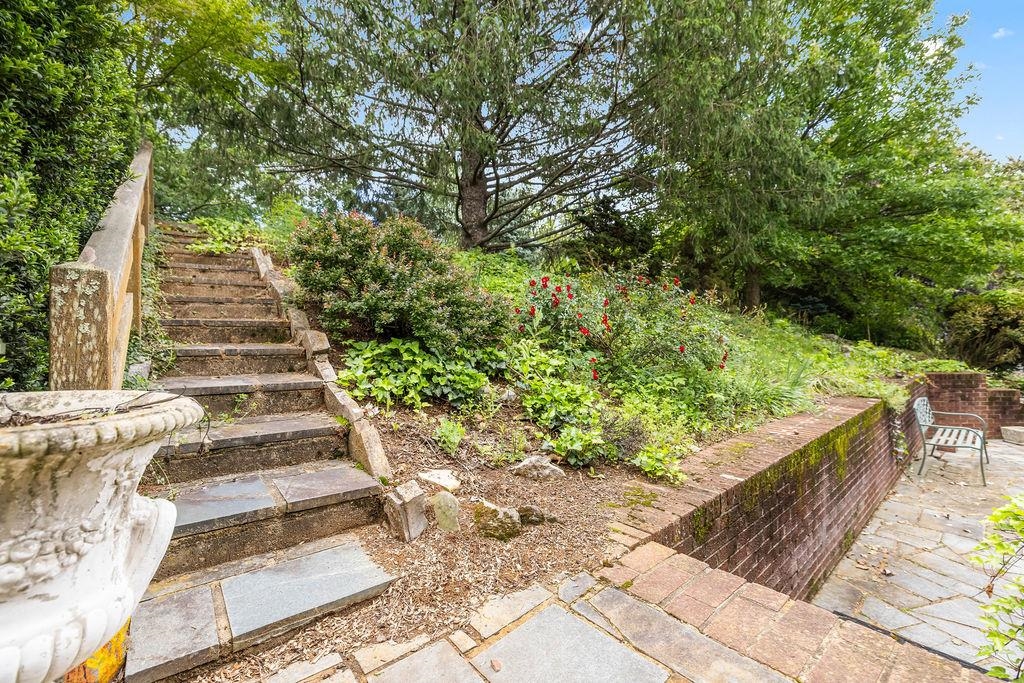 188 MIDDLEBROOK RD, STAUNTON, Virginia 24401, 3 Bedrooms Bedrooms, ,3 BathroomsBathrooms,Residential,Classic Mid-Century 4-level split on 11.3 acres, w,188 MIDDLEBROOK RD,664822 MLS # 664822