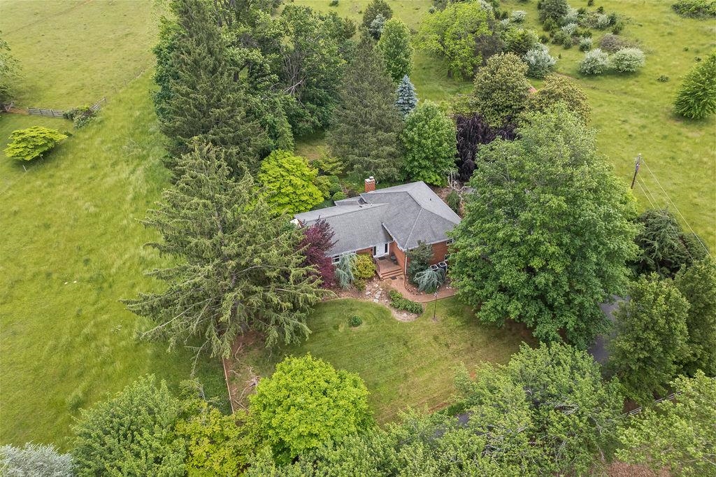 188 MIDDLEBROOK RD, STAUNTON, Virginia 24401, 3 Bedrooms Bedrooms, ,3 BathroomsBathrooms,Residential,Classic Mid-Century 4-level split on 11.3 acres, w,188 MIDDLEBROOK RD,664822 MLS # 664822