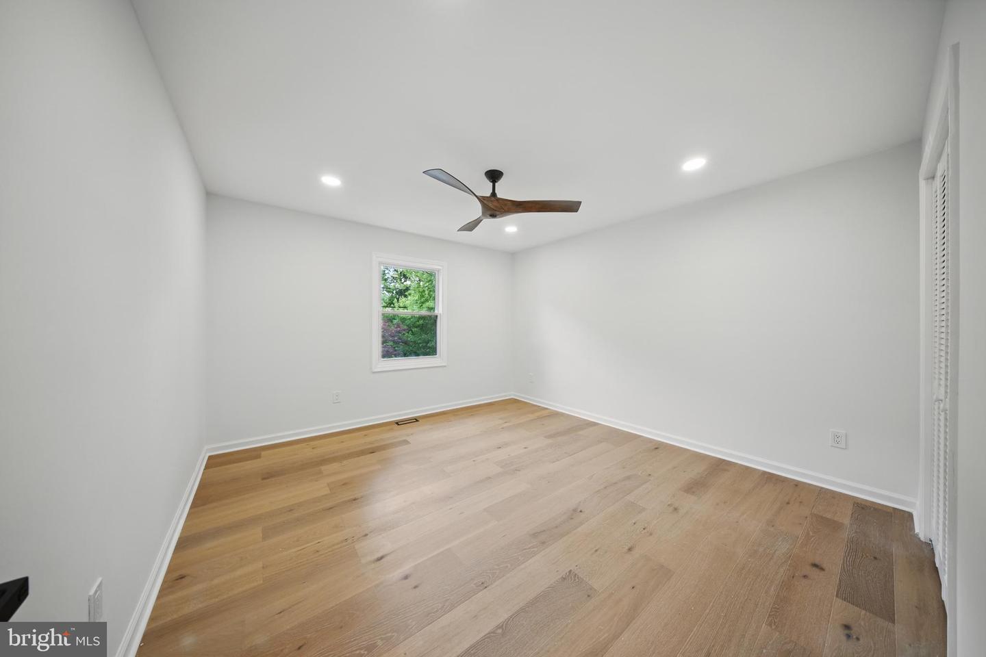 7425 SHREVE RD, FALLS CHURCH, Virginia 22043, 5 Bedrooms Bedrooms, ,3 BathroomsBathrooms,Residential,For sale,7425 SHREVE RD,VAFX2233280 MLS # VAFX2233280