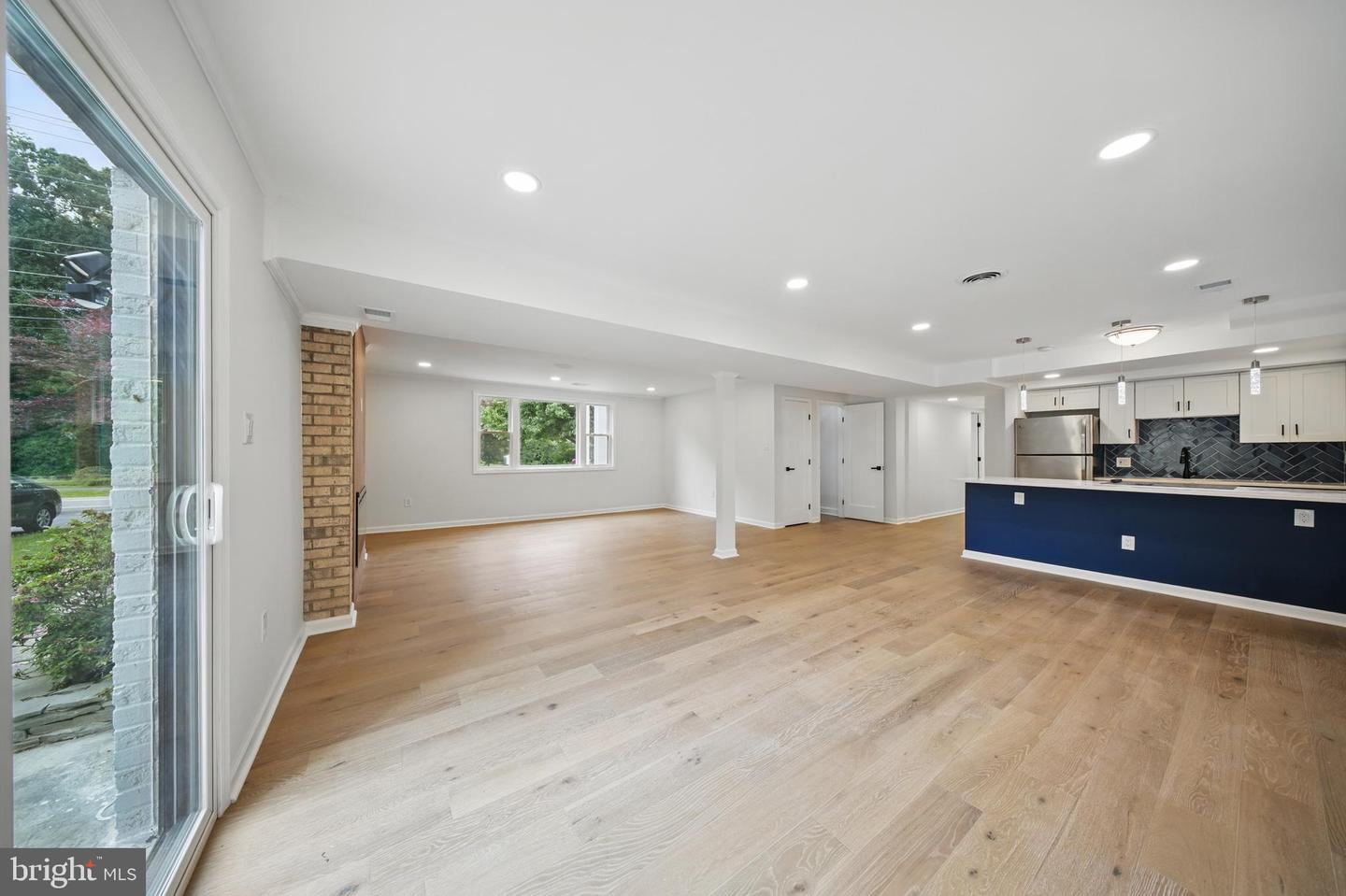 7425 SHREVE RD, FALLS CHURCH, Virginia 22043, 5 Bedrooms Bedrooms, ,3 BathroomsBathrooms,Residential,For sale,7425 SHREVE RD,VAFX2233280 MLS # VAFX2233280