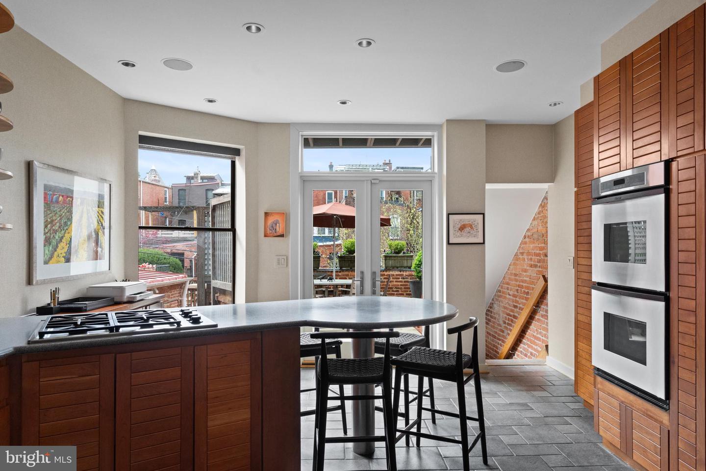 1910 BILTMORE ST NW #2, WASHINGTON, District Of Columbia 20009, 2 Bedrooms Bedrooms, ,2 BathroomsBathrooms,Residential,For sale,1910 BILTMORE ST NW #2,DCDC2195086 MLS # DCDC2195086