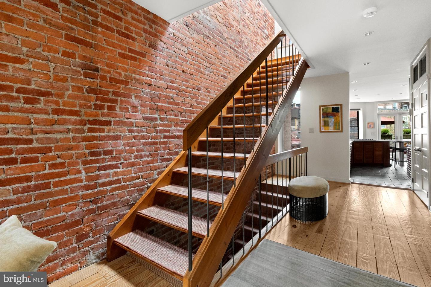 1910 BILTMORE ST NW #2, WASHINGTON, District Of Columbia 20009, 2 Bedrooms Bedrooms, ,2 BathroomsBathrooms,Residential,For sale,1910 BILTMORE ST NW #2,DCDC2195086 MLS # DCDC2195086