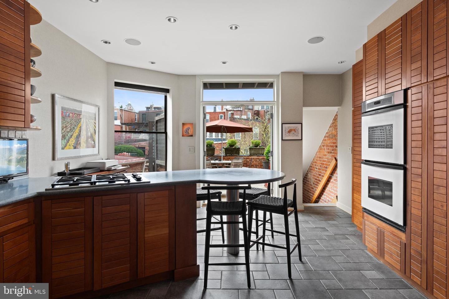 1910 BILTMORE ST NW #2, WASHINGTON, District Of Columbia 20009, 2 Bedrooms Bedrooms, ,2 BathroomsBathrooms,Residential,For sale,1910 BILTMORE ST NW #2,DCDC2195086 MLS # DCDC2195086