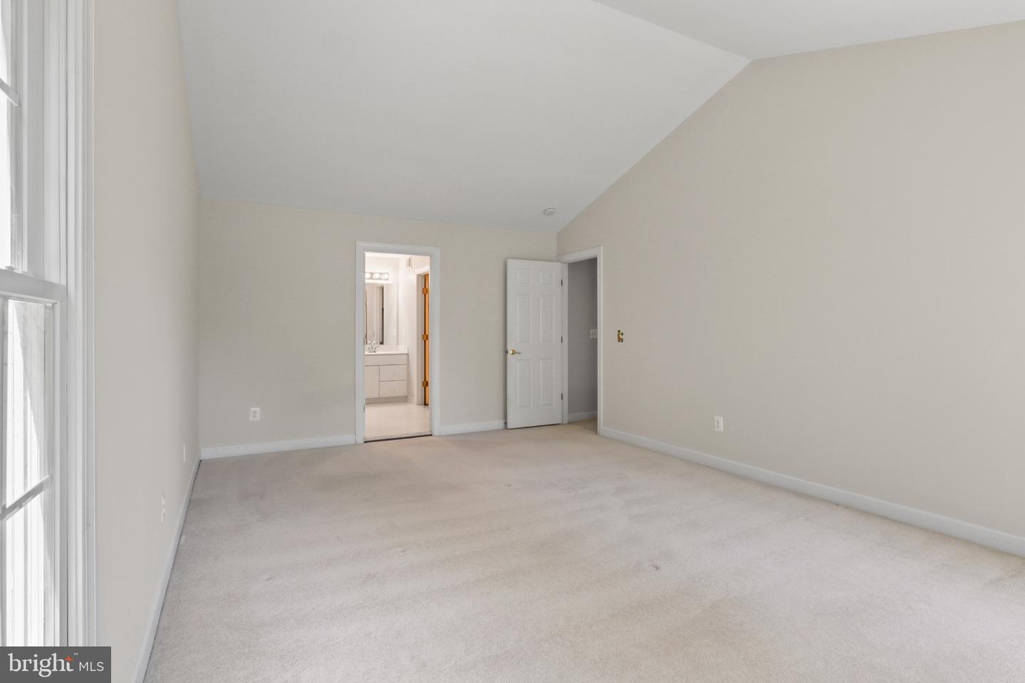 20461 MCGEES FERRY WAY, STERLING, Virginia 20165, 5 Bedrooms Bedrooms, ,4 BathroomsBathrooms,Residential,For sale,20461 MCGEES FERRY WAY,VALO2093708 MLS # VALO2093708