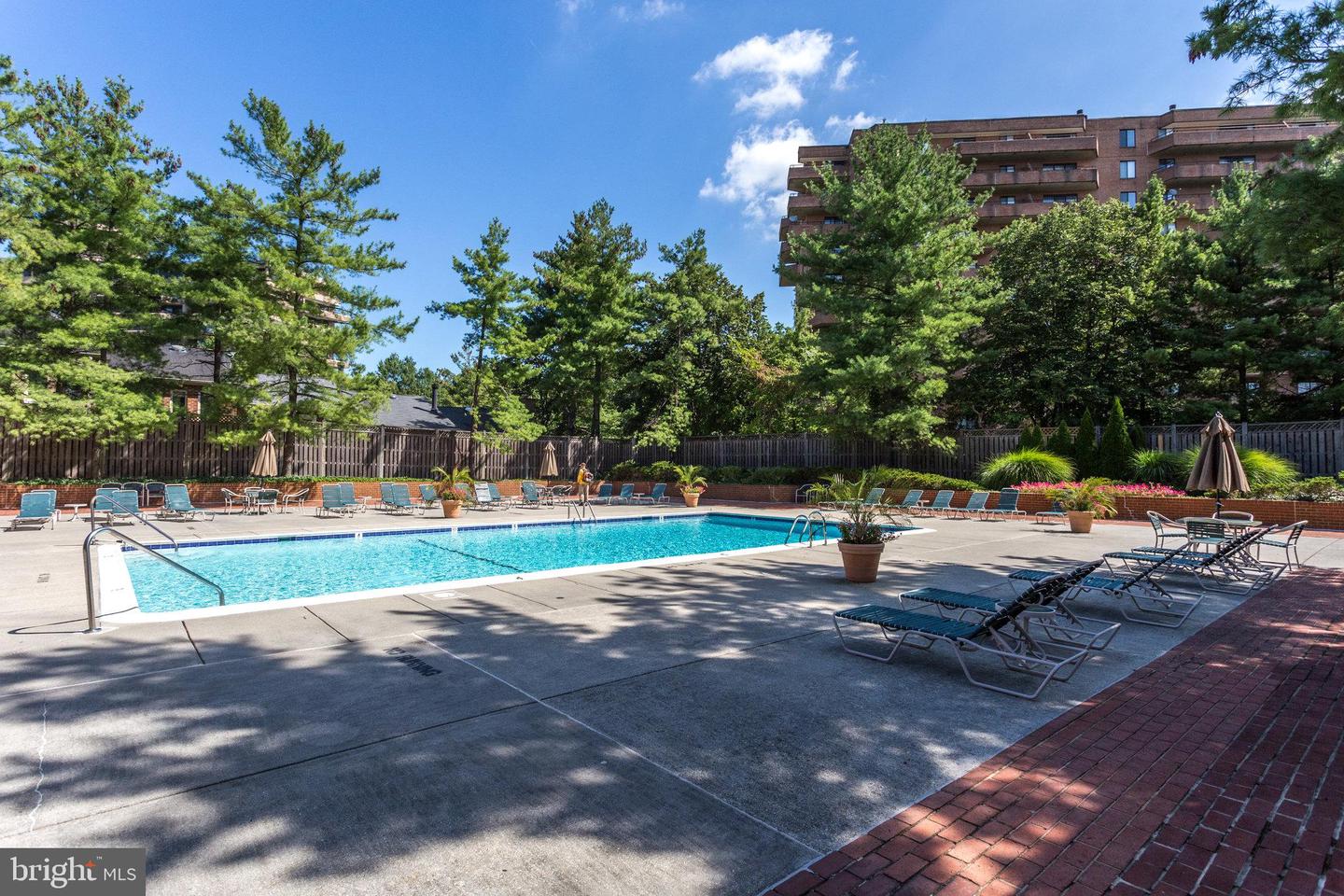 3275 SUTTON PL NW #A, WASHINGTON, District Of Columbia 20016, 2 Bedrooms Bedrooms, ,2 BathroomsBathrooms,Residential,For sale,3275 SUTTON PL NW #A,DCDC2195506 MLS # DCDC2195506
