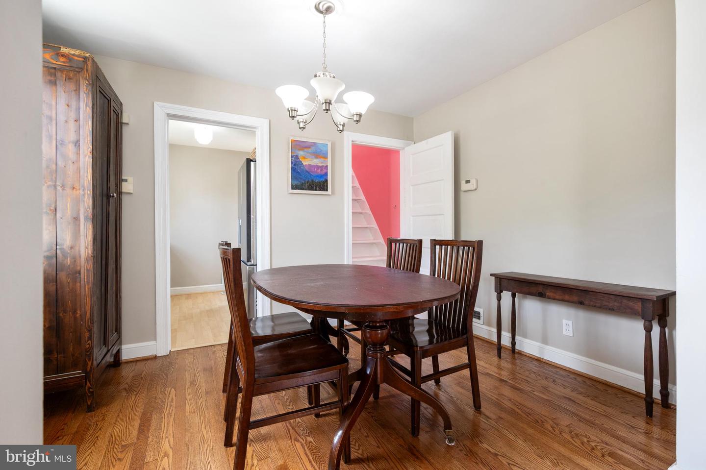 3809 13TH ST S, ARLINGTON, Virginia 22204, 3 Bedrooms Bedrooms, ,1 BathroomBathrooms,Residential,For sale,3809 13TH ST S,VAAR2056050 MLS # VAAR2056050