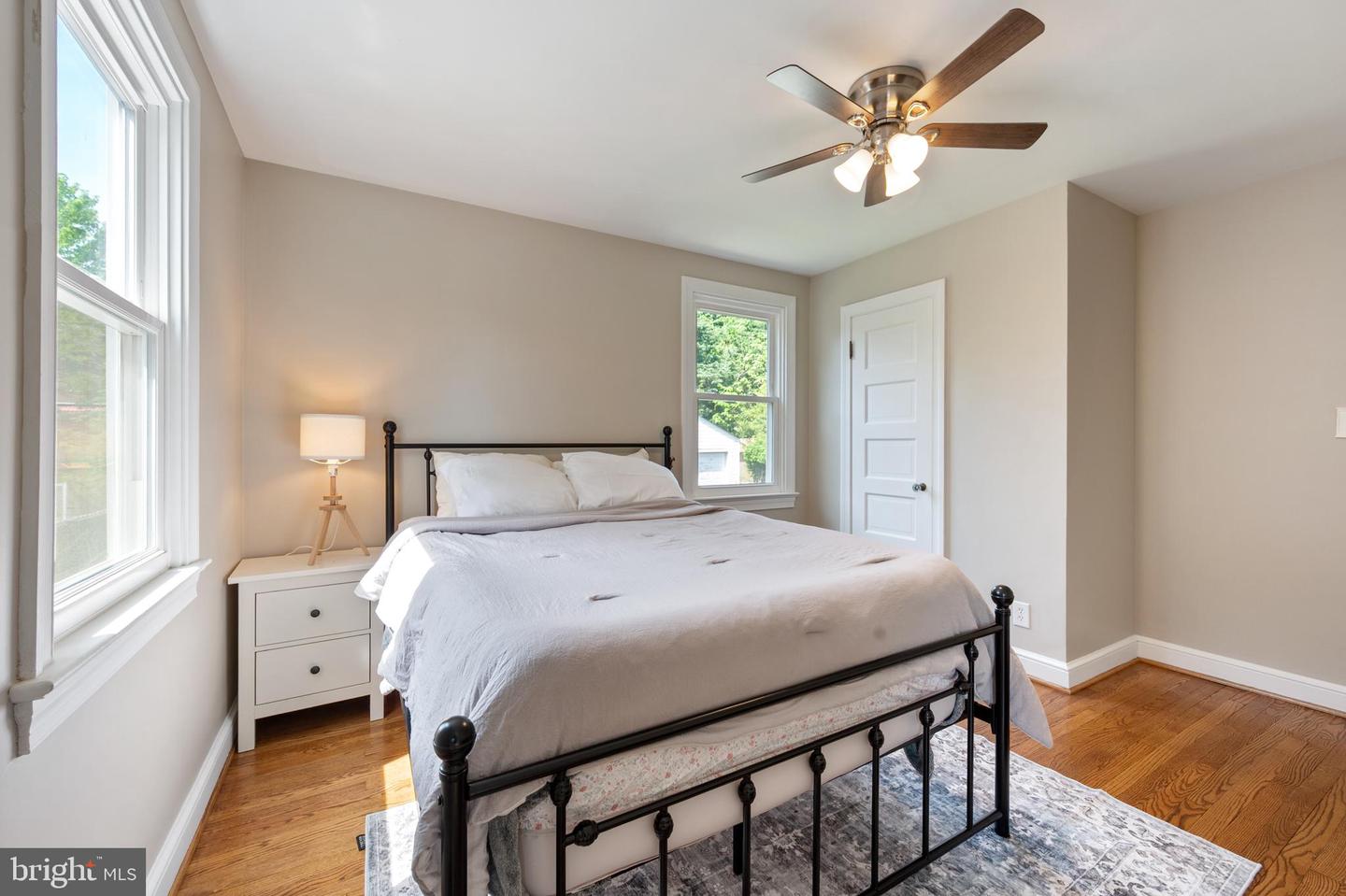 3809 13TH ST S, ARLINGTON, Virginia 22204, 3 Bedrooms Bedrooms, ,1 BathroomBathrooms,Residential,For sale,3809 13TH ST S,VAAR2056050 MLS # VAAR2056050