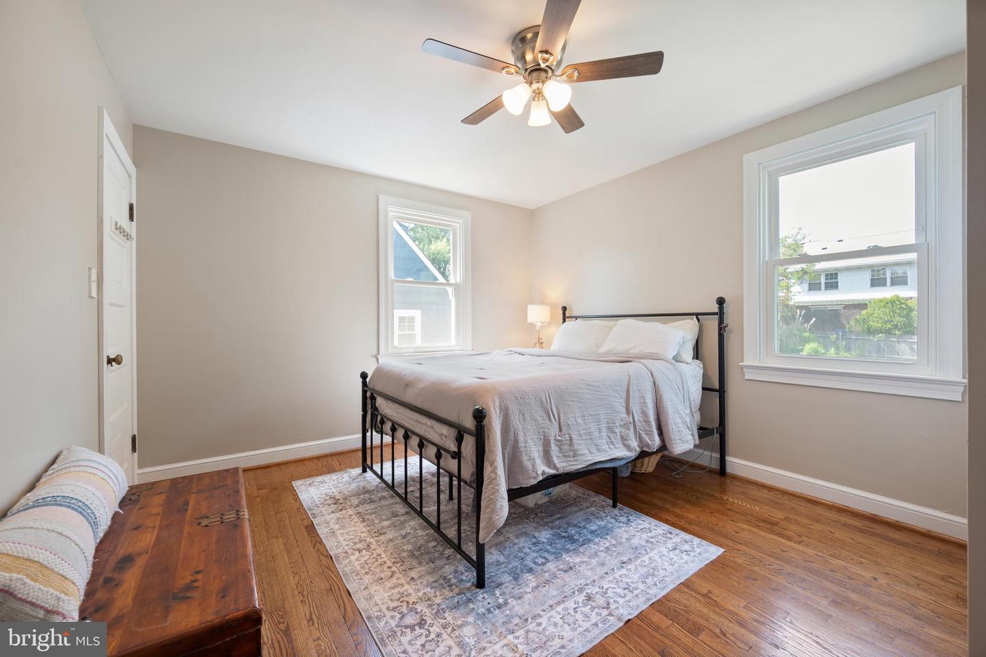 3809 13TH ST S, ARLINGTON, Virginia 22204, 3 Bedrooms Bedrooms, ,1 BathroomBathrooms,Residential,For sale,3809 13TH ST S,VAAR2056050 MLS # VAAR2056050