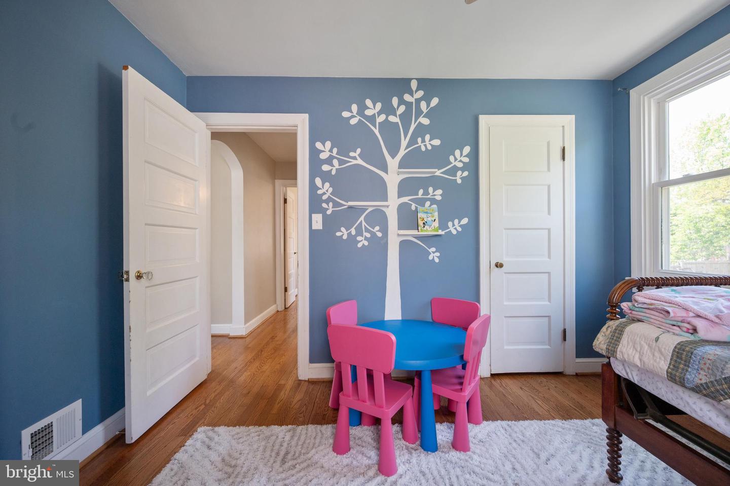 3809 13TH ST S, ARLINGTON, Virginia 22204, 3 Bedrooms Bedrooms, ,1 BathroomBathrooms,Residential,For sale,3809 13TH ST S,VAAR2056050 MLS # VAAR2056050