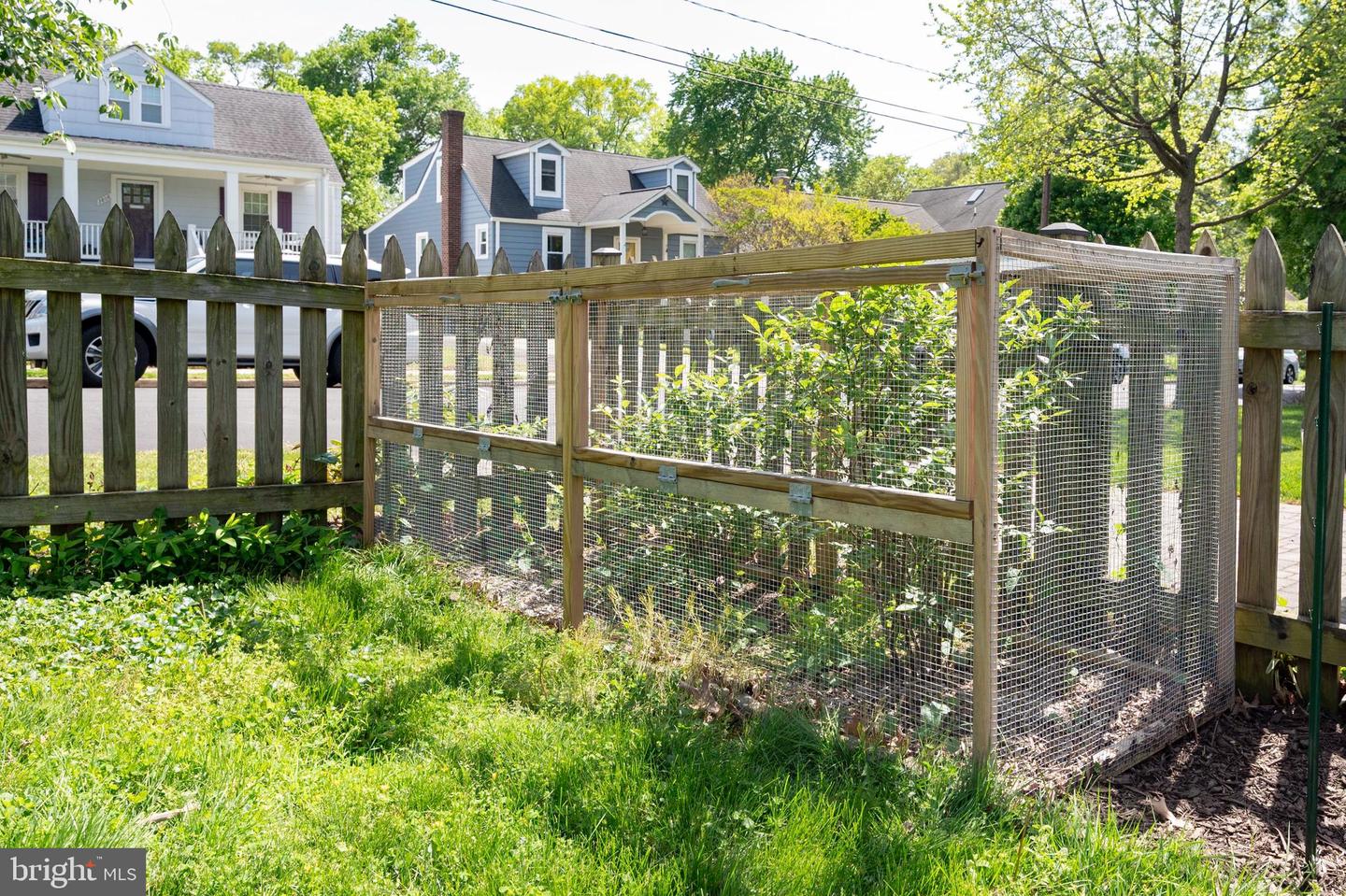 3809 13TH ST S, ARLINGTON, Virginia 22204, 3 Bedrooms Bedrooms, ,1 BathroomBathrooms,Residential,For sale,3809 13TH ST S,VAAR2056050 MLS # VAAR2056050