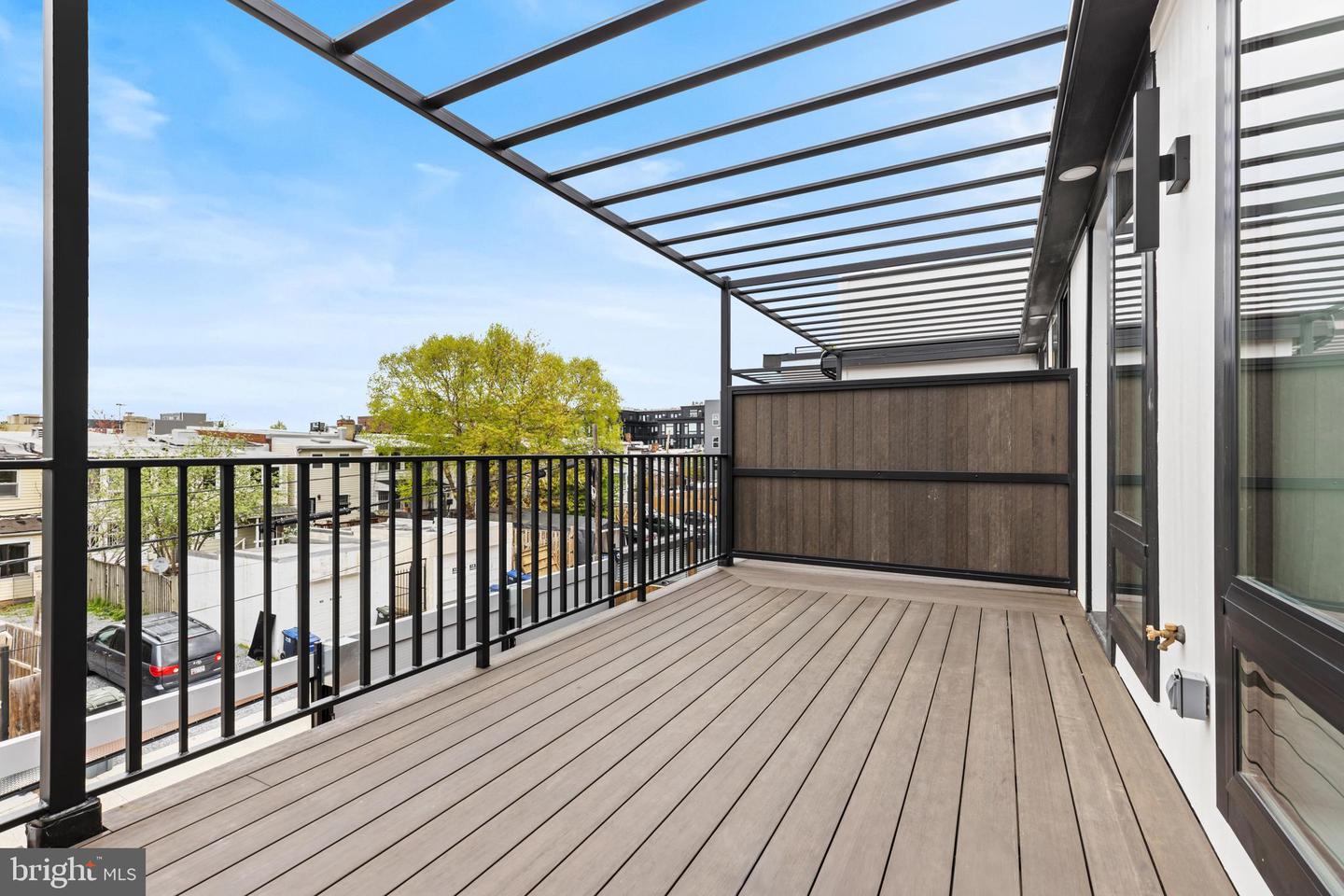 733 EUCLID ST NW #302, WASHINGTON, District Of Columbia 20001, 4 Bedrooms Bedrooms, ,4 BathroomsBathrooms,Residential,For sale,733 EUCLID ST NW #302,DCDC2195624 MLS # DCDC2195624