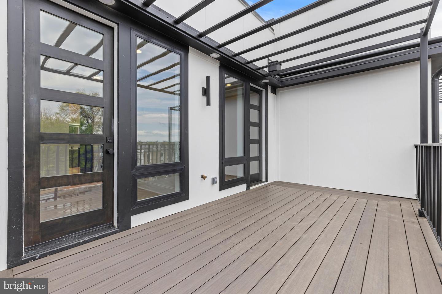 733 EUCLID ST NW #302, WASHINGTON, District Of Columbia 20001, 4 Bedrooms Bedrooms, ,4 BathroomsBathrooms,Residential,For sale,733 EUCLID ST NW #302,DCDC2195624 MLS # DCDC2195624