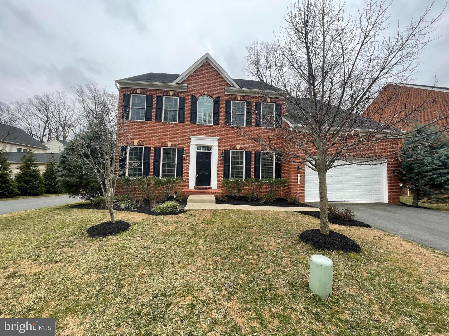 8457 AMANDA PLACE, VIENNA, Virginia 22180, 5 Bedrooms Bedrooms, ,4 BathroomsBathrooms,Residential,For sale,8457 AMANDA PLACE,VAFX2234582 MLS # VAFX2234582
