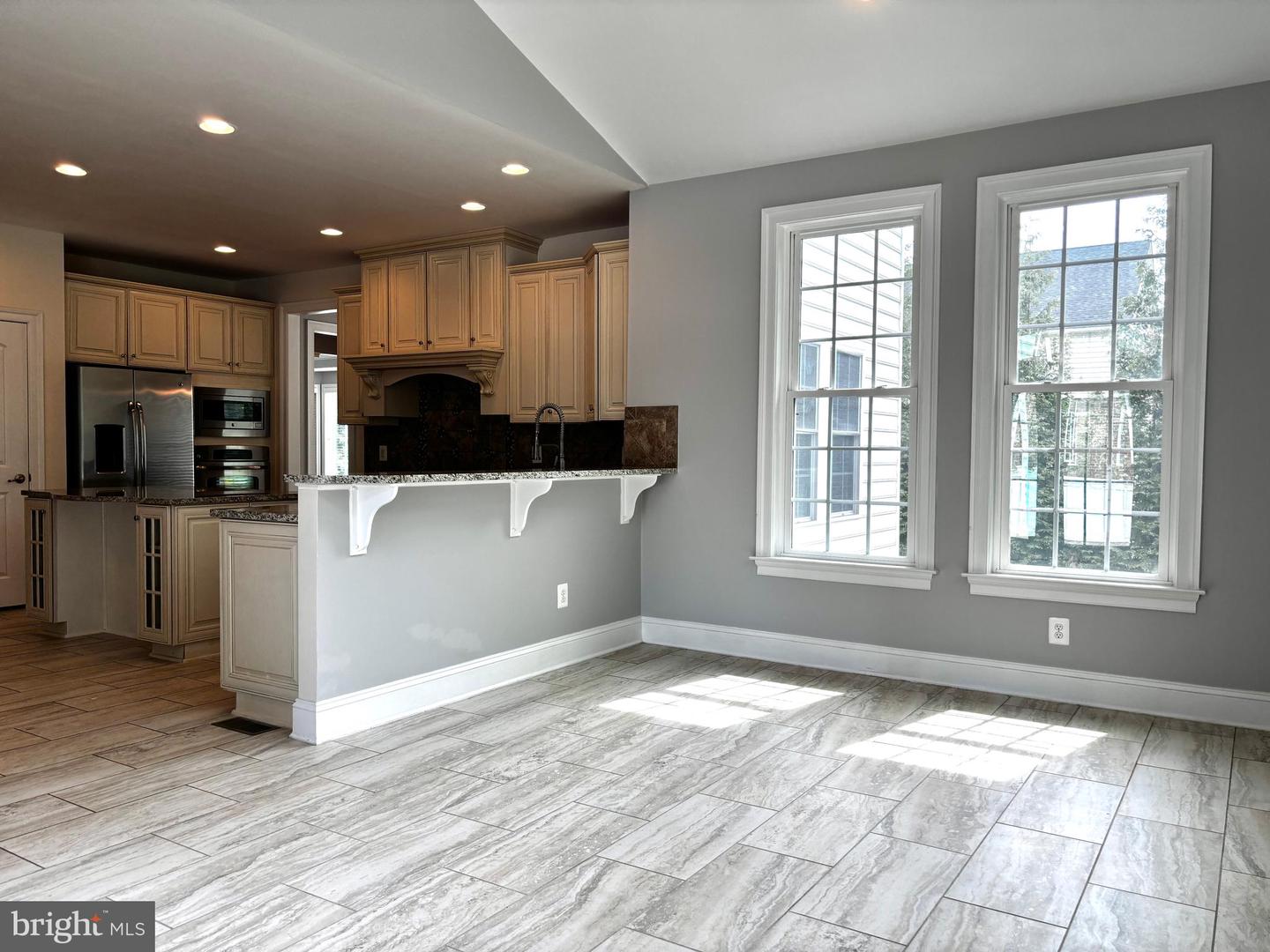 8457 AMANDA PLACE, VIENNA, Virginia 22180, 5 Bedrooms Bedrooms, ,4 BathroomsBathrooms,Residential,For sale,8457 AMANDA PLACE,VAFX2234582 MLS # VAFX2234582