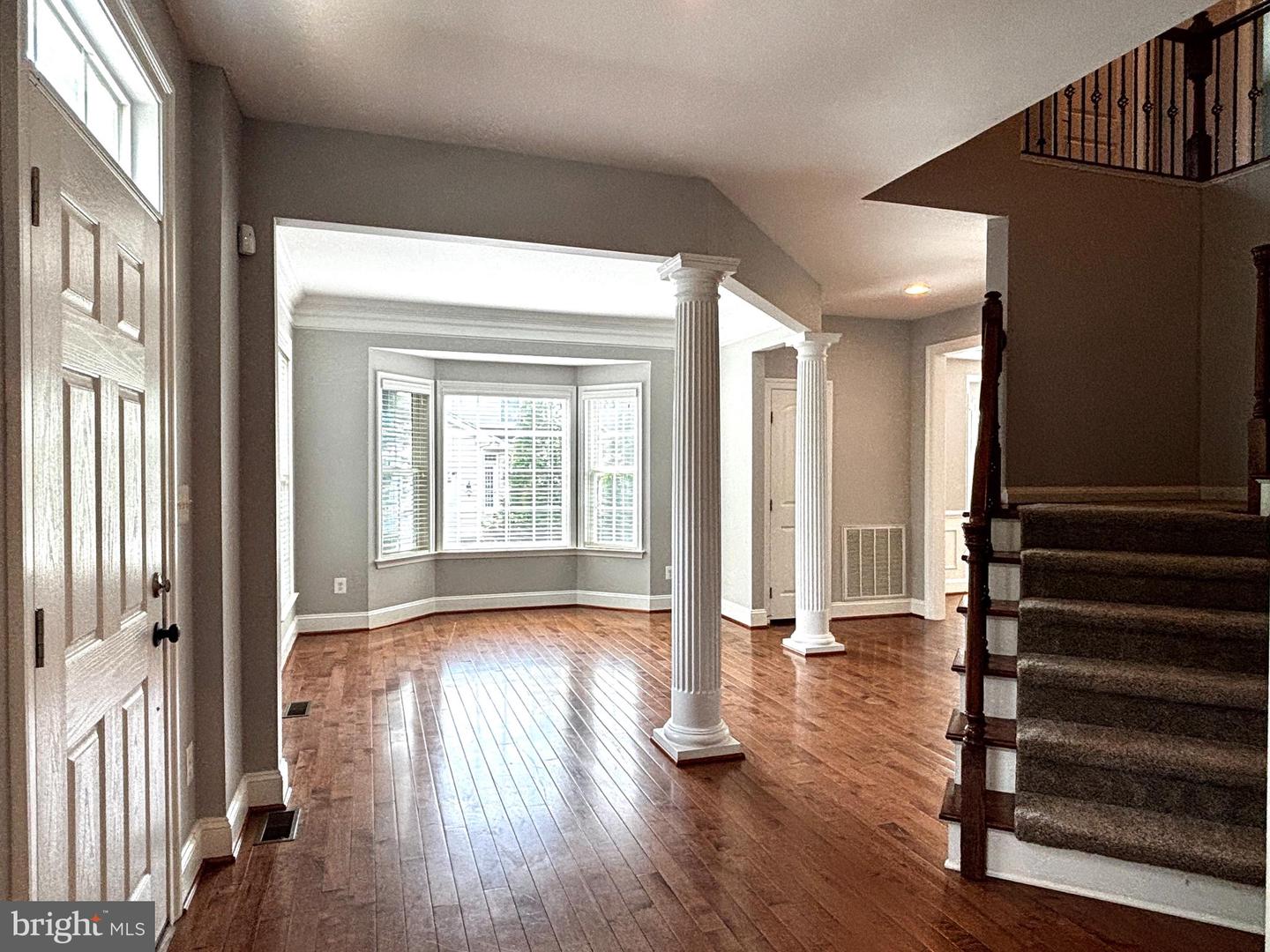 8457 AMANDA PLACE, VIENNA, Virginia 22180, 5 Bedrooms Bedrooms, ,4 BathroomsBathrooms,Residential,For sale,8457 AMANDA PLACE,VAFX2234582 MLS # VAFX2234582