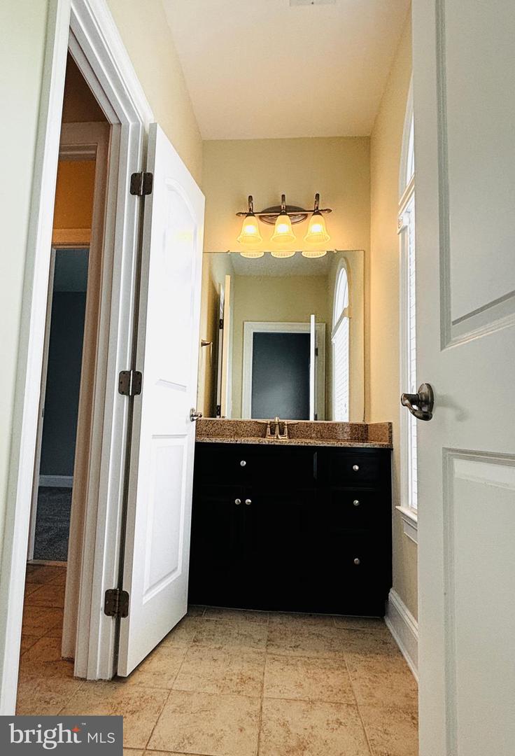 8457 AMANDA PLACE, VIENNA, Virginia 22180, 5 Bedrooms Bedrooms, ,4 BathroomsBathrooms,Residential,For sale,8457 AMANDA PLACE,VAFX2234582 MLS # VAFX2234582
