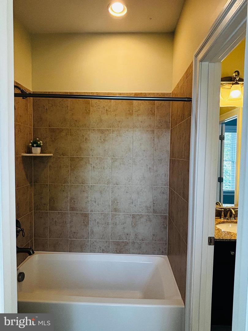 8457 AMANDA PLACE, VIENNA, Virginia 22180, 5 Bedrooms Bedrooms, ,4 BathroomsBathrooms,Residential,For sale,8457 AMANDA PLACE,VAFX2234582 MLS # VAFX2234582