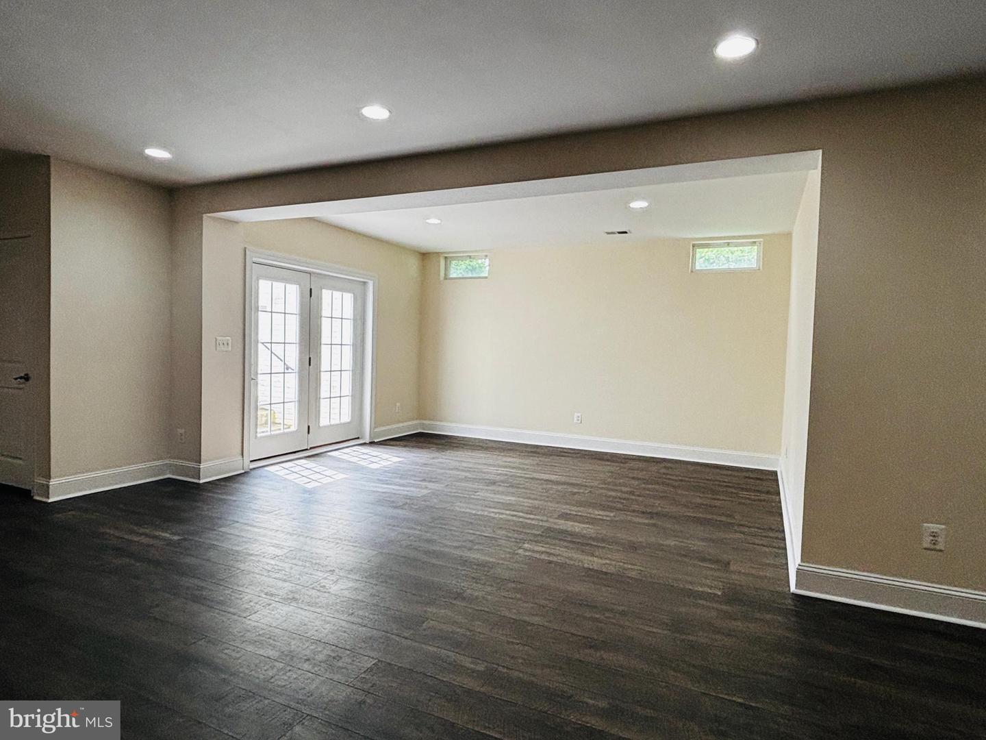8457 AMANDA PLACE, VIENNA, Virginia 22180, 5 Bedrooms Bedrooms, ,4 BathroomsBathrooms,Residential,For sale,8457 AMANDA PLACE,VAFX2234582 MLS # VAFX2234582