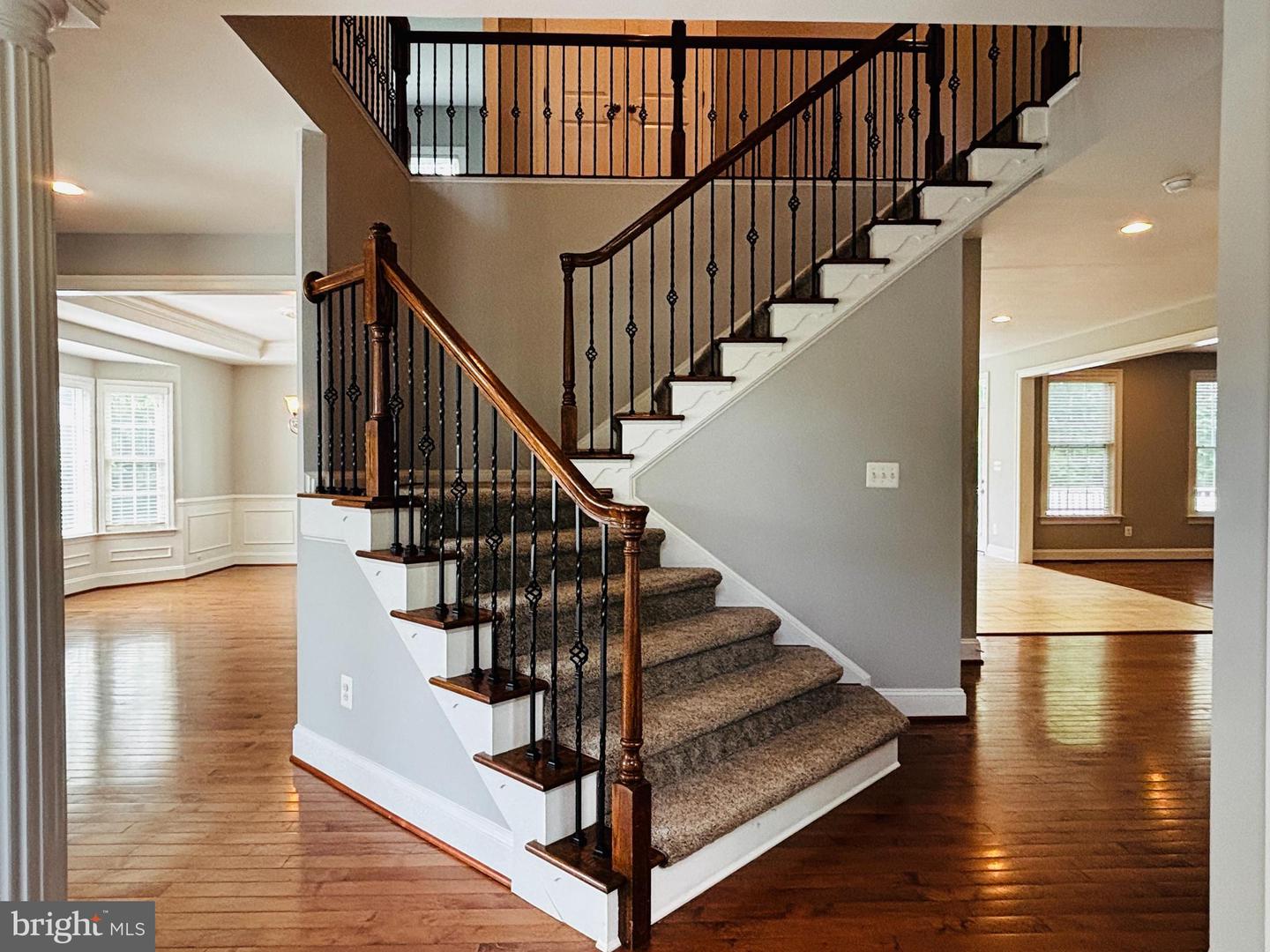 8457 AMANDA PLACE, VIENNA, Virginia 22180, 5 Bedrooms Bedrooms, ,4 BathroomsBathrooms,Residential,For sale,8457 AMANDA PLACE,VAFX2234582 MLS # VAFX2234582