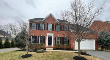 8457 AMANDA PLACE, VIENNA, Virginia 22180, 5 Bedrooms Bedrooms, ,4 BathroomsBathrooms,Residential,For sale,8457 AMANDA PLACE,VAFX2234582 MLS # VAFX2234582