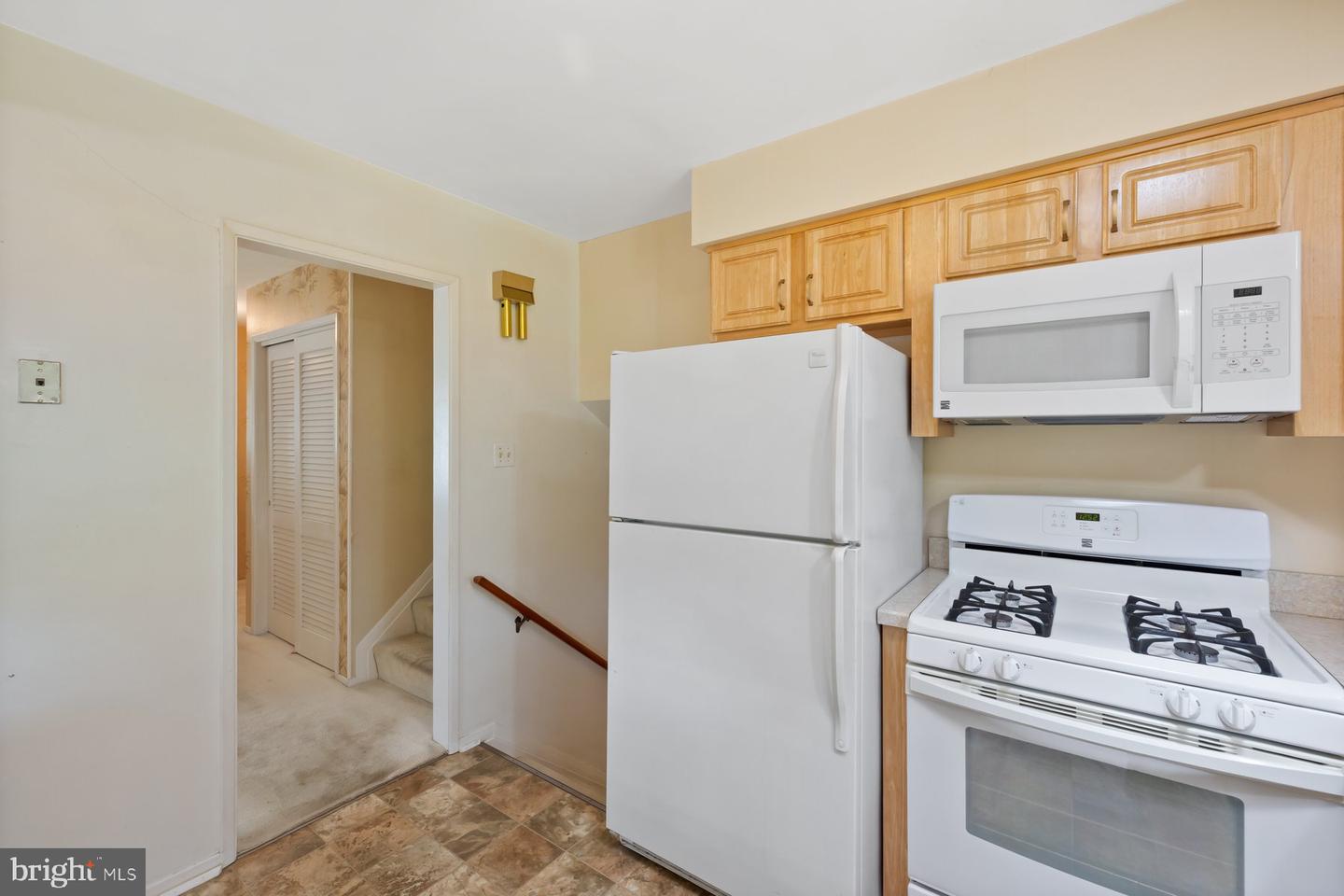 5304 MOULTRIE RD, SPRINGFIELD, Virginia 22151, 4 Bedrooms Bedrooms, ,2 BathroomsBathrooms,Residential,For sale,5304 MOULTRIE RD,VAFX2234618 MLS # VAFX2234618