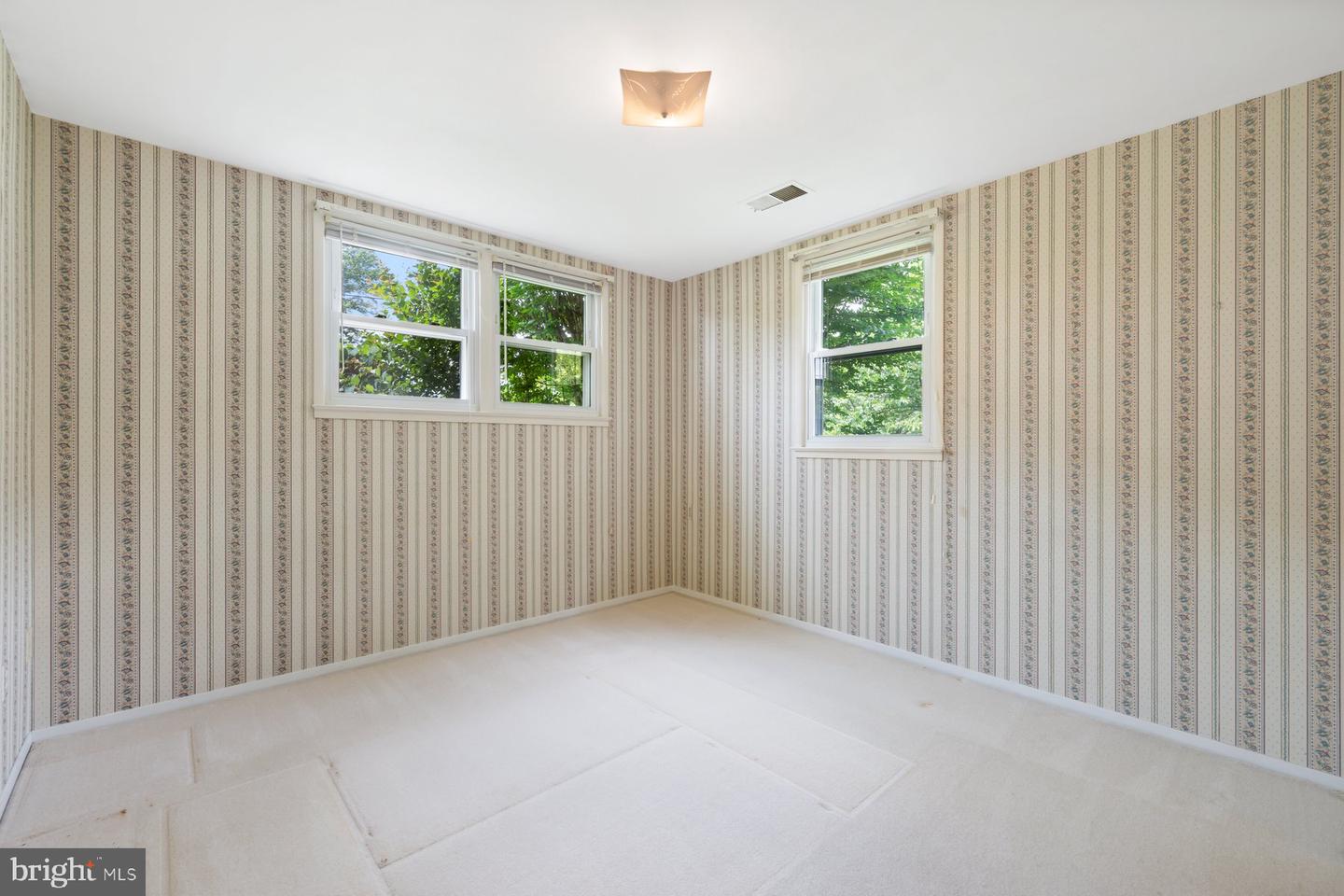 5304 MOULTRIE RD, SPRINGFIELD, Virginia 22151, 4 Bedrooms Bedrooms, ,2 BathroomsBathrooms,Residential,For sale,5304 MOULTRIE RD,VAFX2234618 MLS # VAFX2234618