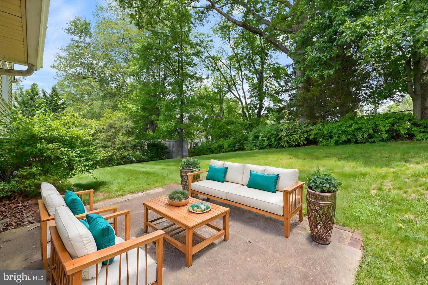 5304 MOULTRIE RD, SPRINGFIELD, Virginia 22151, 4 Bedrooms Bedrooms, ,2 BathroomsBathrooms,Residential,For sale,5304 MOULTRIE RD,VAFX2234618 MLS # VAFX2234618