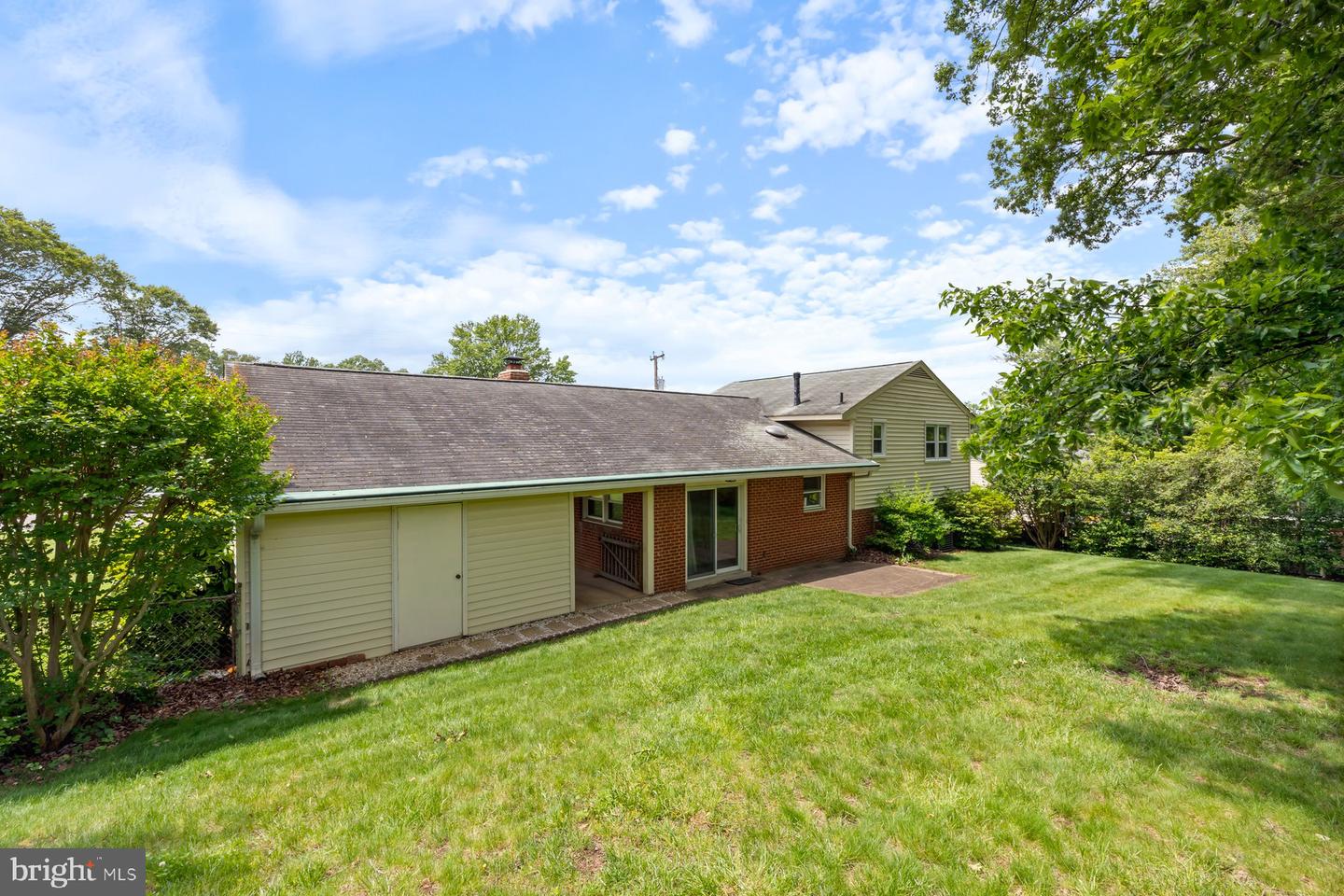 5304 MOULTRIE RD, SPRINGFIELD, Virginia 22151, 4 Bedrooms Bedrooms, ,2 BathroomsBathrooms,Residential,For sale,5304 MOULTRIE RD,VAFX2234618 MLS # VAFX2234618