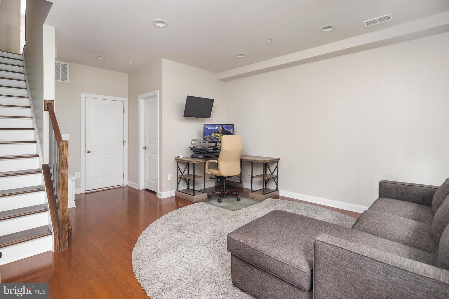 22355 EXE SQ, ASHBURN, Virginia 20148, 3 Bedrooms Bedrooms, ,3 BathroomsBathrooms,Residential,For sale,22355 EXE SQ,VALO2094740 MLS # VALO2094740