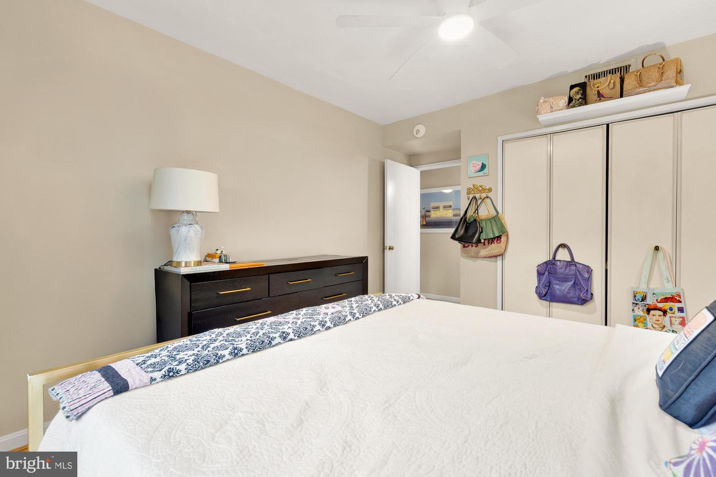 3825 DAVIS PL NW #202, WASHINGTON, District Of Columbia 20007, 2 Bedrooms Bedrooms, ,1 BathroomBathrooms,Residential,For sale,3825 DAVIS PL NW #202,DCDC2197870 MLS # DCDC2197870