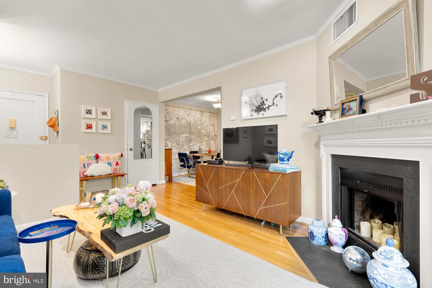 3825 DAVIS PL NW #202, WASHINGTON, District Of Columbia 20007, 2 Bedrooms Bedrooms, ,1 BathroomBathrooms,Residential,For sale,3825 DAVIS PL NW #202,DCDC2197870 MLS # DCDC2197870