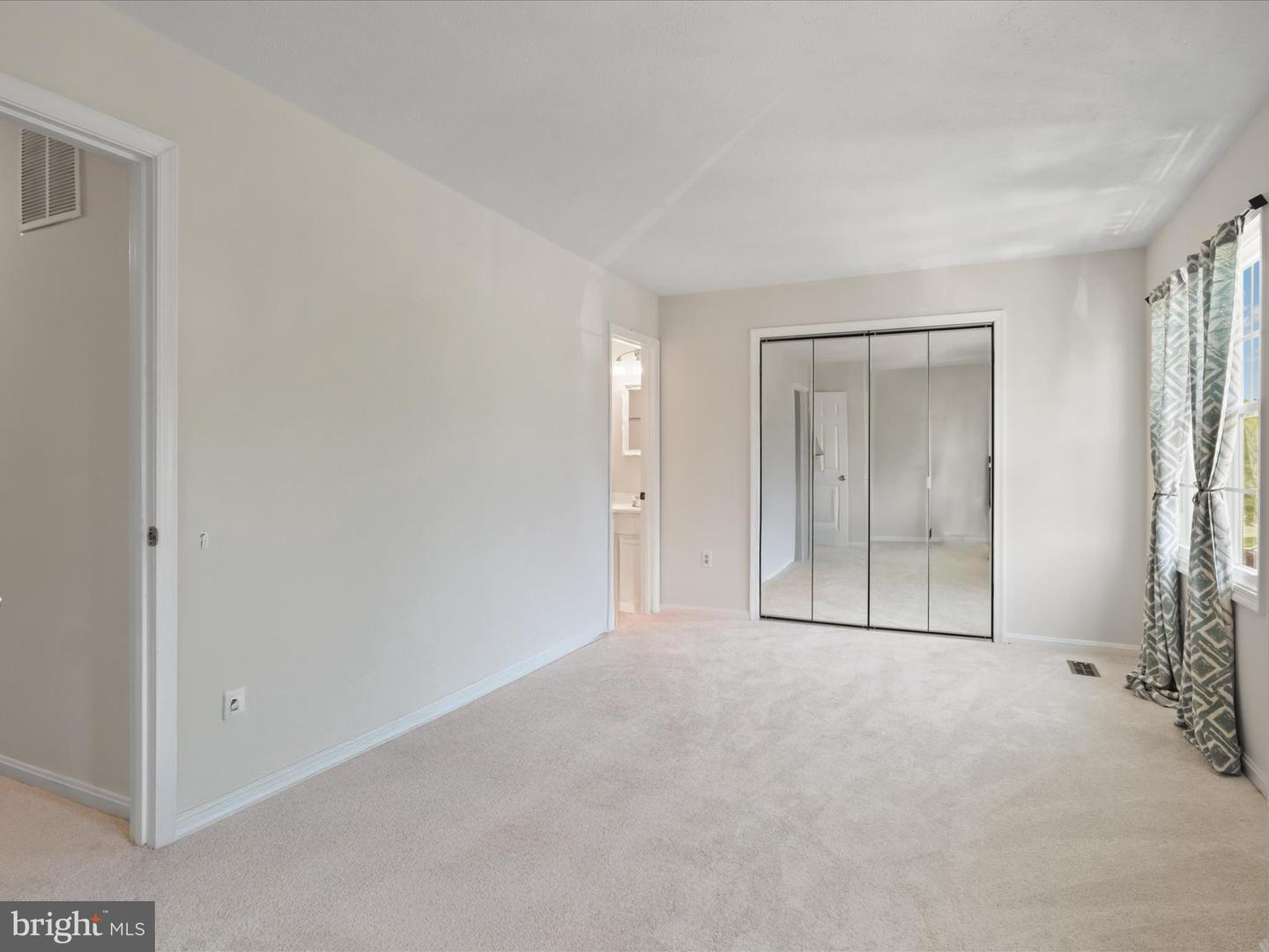 8982 CANNON RIDGE DR, MANASSAS, Virginia 20110, 4 Bedrooms Bedrooms, ,2 BathroomsBathrooms,Residential,For sale,8982 CANNON RIDGE DR,VAMN2008236 MLS # VAMN2008236